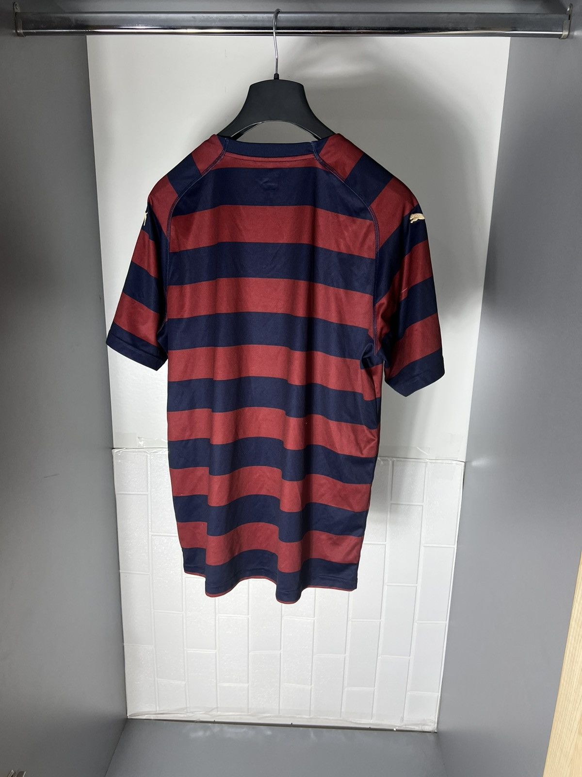 Vintage VERY RARE PUMA FC NEW CASTLE UNITED ENGLAND SOCCER JERSEY Size US L / EU 52-54 / 3 - 9 Thumbnail