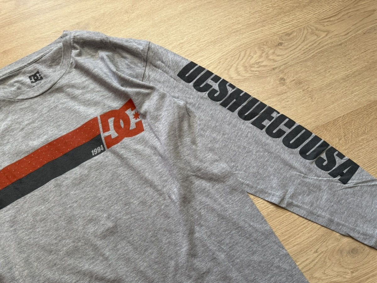DC Vintage 00’s DC Shoes Skateboarding Long Sleeve Size US M / EU 48-50 / 2 - 2 Thumbnail