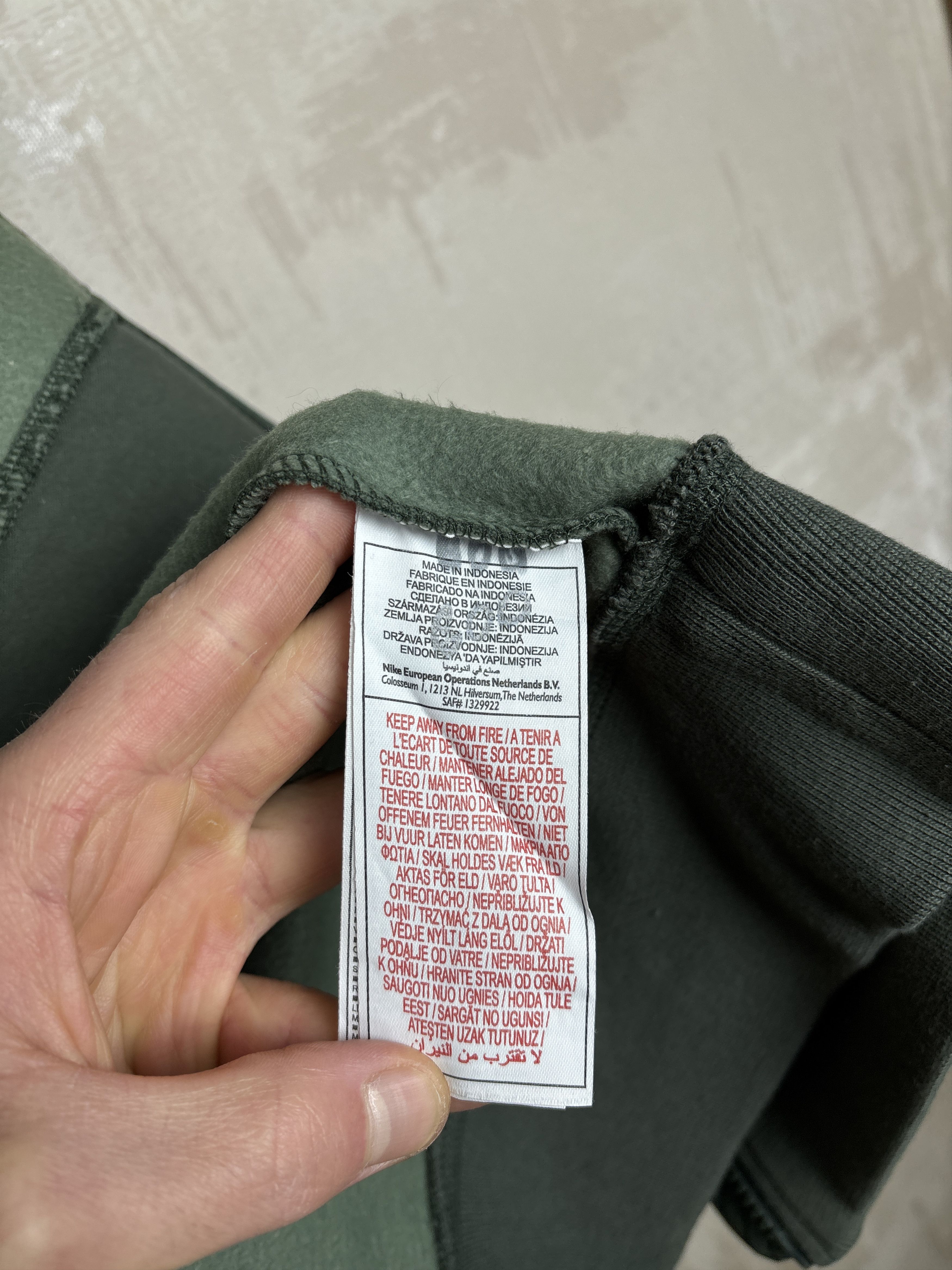 Nike 00's Nike Air Rare Vintage Geometric Zip Hoodie Gorpcore Y2K Size US M / EU 48-50 / 2 - 13 Thumbnail