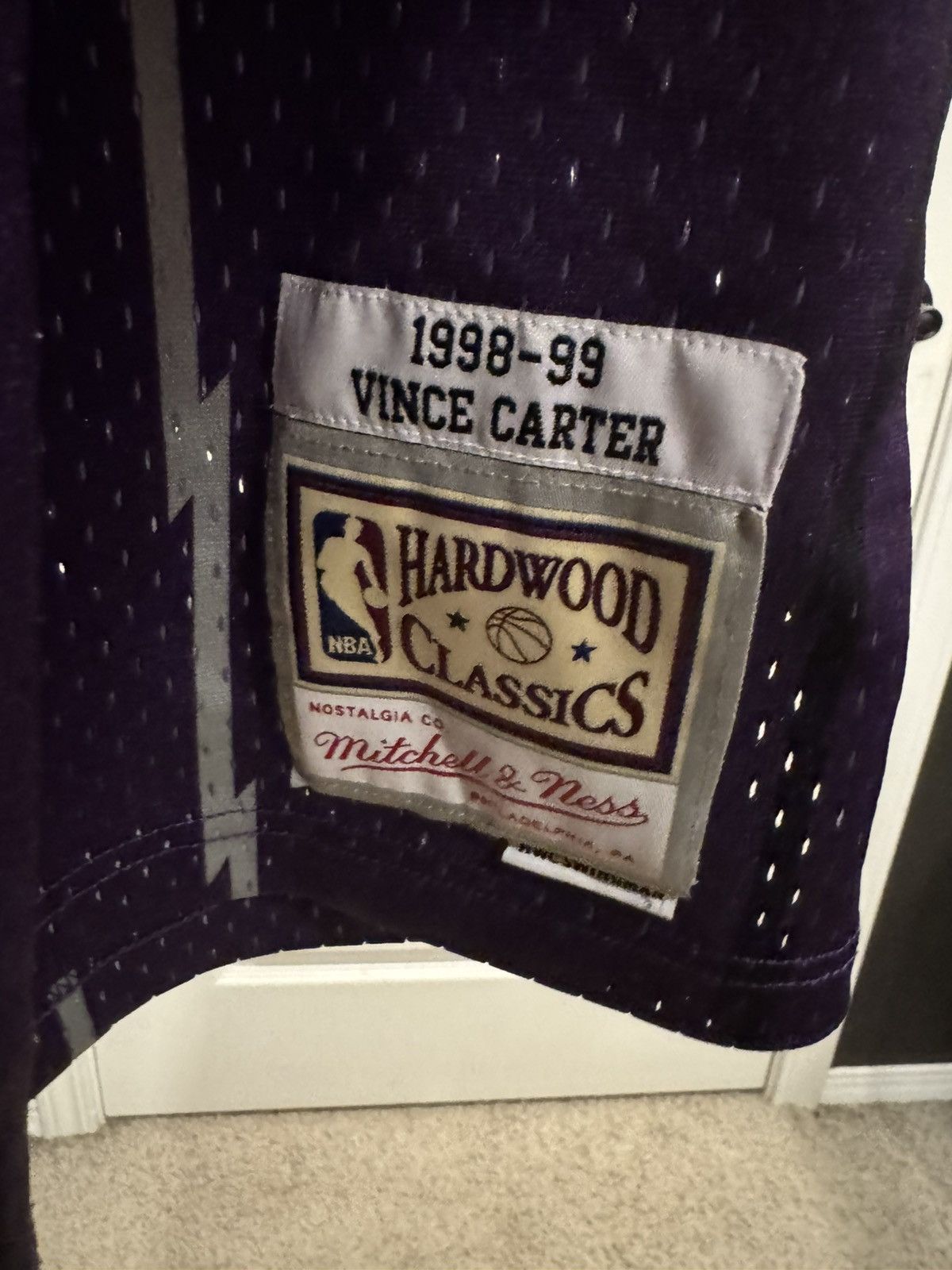 Mitchell & Ness Mitchell & Ness Hardwood Classics 98-99 Vince Carter Jersey Size US M / EU 48-50 / 2 - 4 Thumbnail