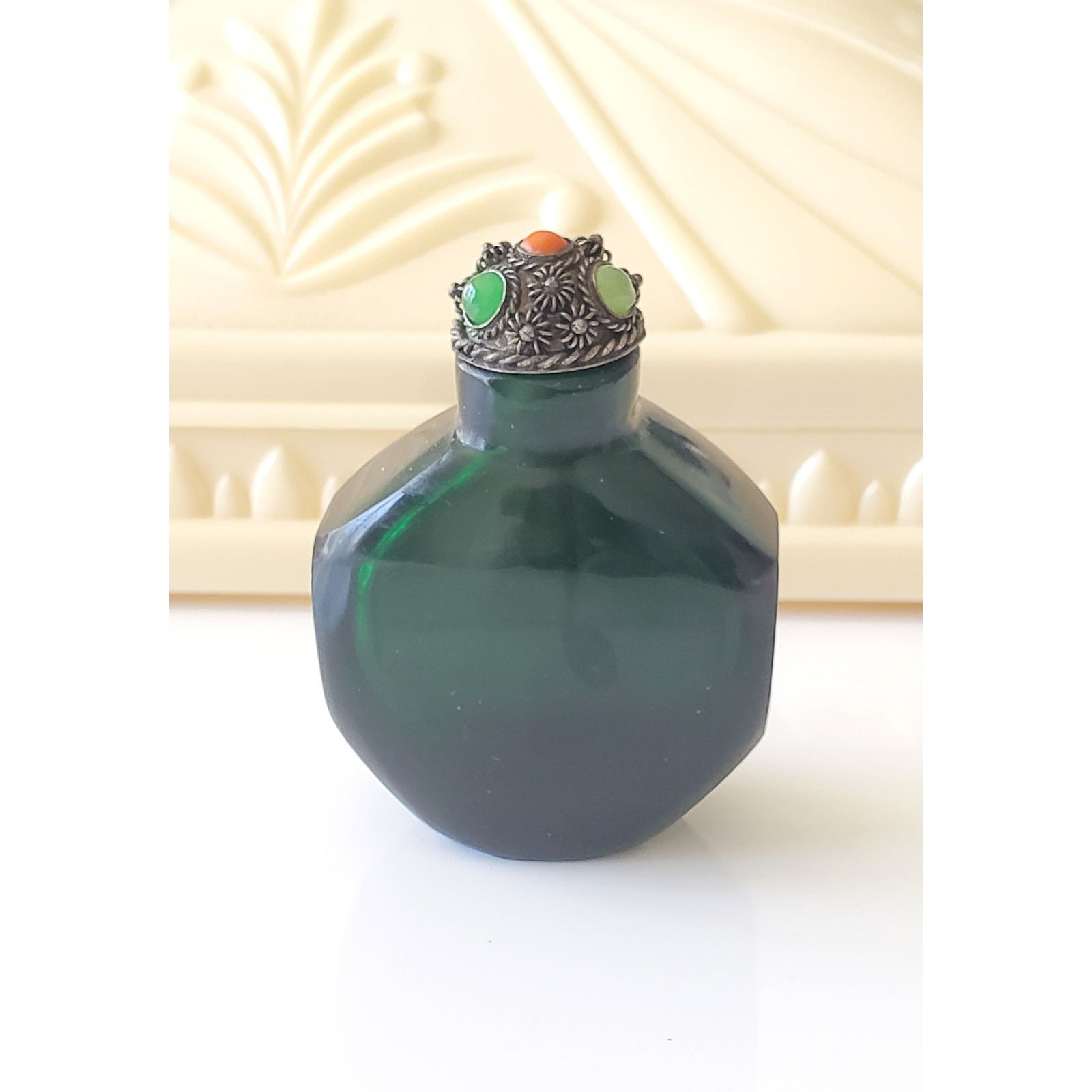 Other Vintage Emerald Green Chinese Snuff Bottle Size ONE SIZE - 1 Thumbnail