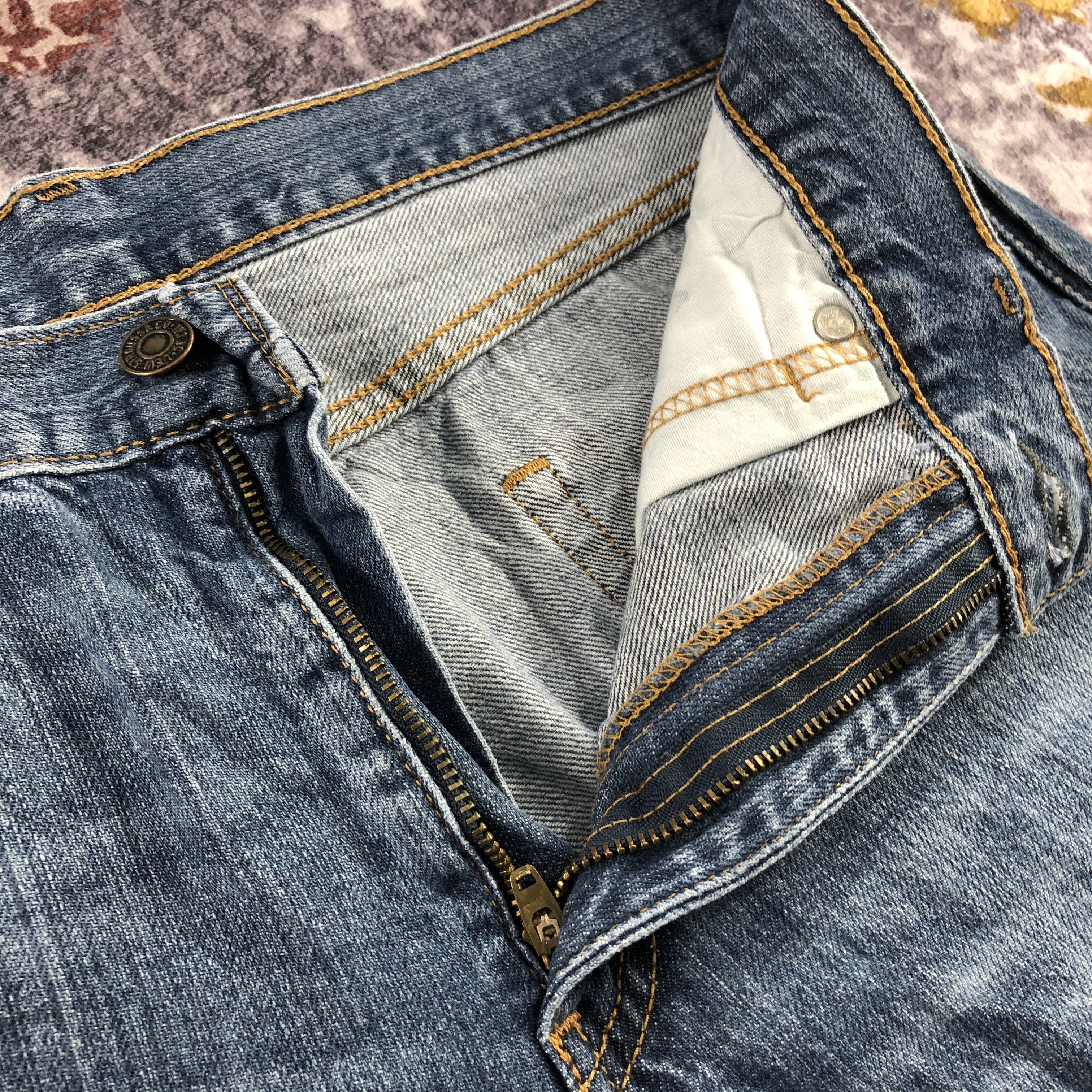 Levi's × Vintage Vintage Blue Wash Levis 505 Jeans-JM2904 Size US 33 - 8 Thumbnail