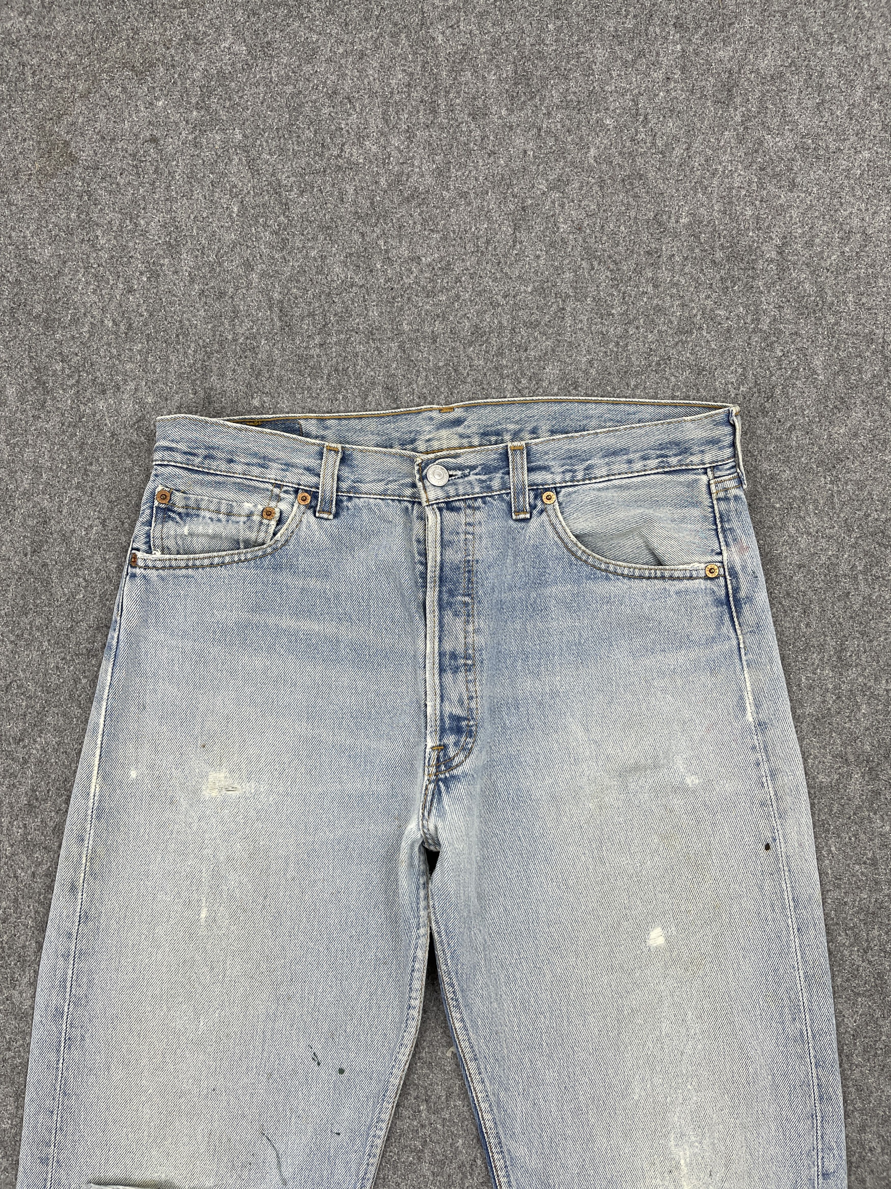 Levi's × Vintage Vintage 90s Levis 501 Light Washed Distressed Jeans Size US 33 - 2 Thumbnail