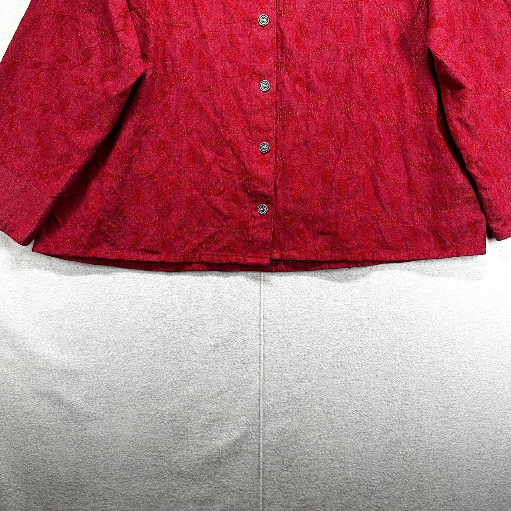 Vintage VINTAGE River Chase Women's Denim Shirt Long Sleeve Floral Pattern Collared Button-Up Western Cowgirl Size 14 Size XL / US 12-14 / IT 48-50 - 4 Thumbnail