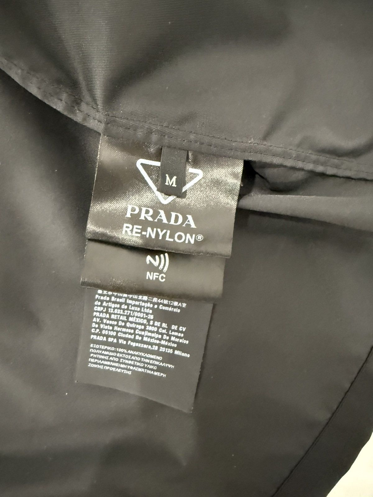 Prada Prada Re-Nylon Short-Sleeved Shirt Size US M / EU 48-50 / 2 - 3 Thumbnail