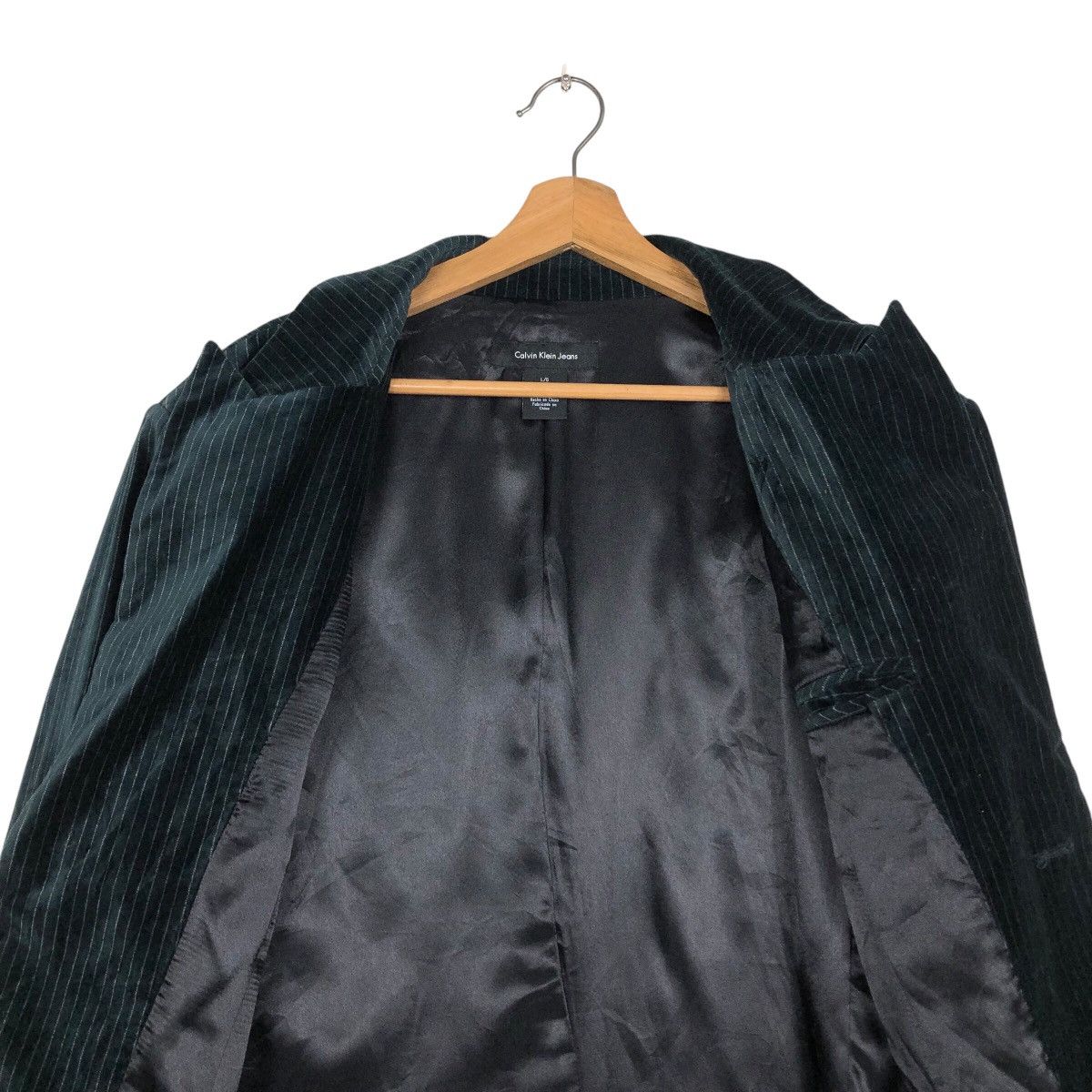 Calvin Klein × Japanese Brand × Vintage 📌Cropped Biker Velvet Jacket Calvin Klein Jeans Striped Size US L / EU 52-54 / 3 - 15 Thumbnail