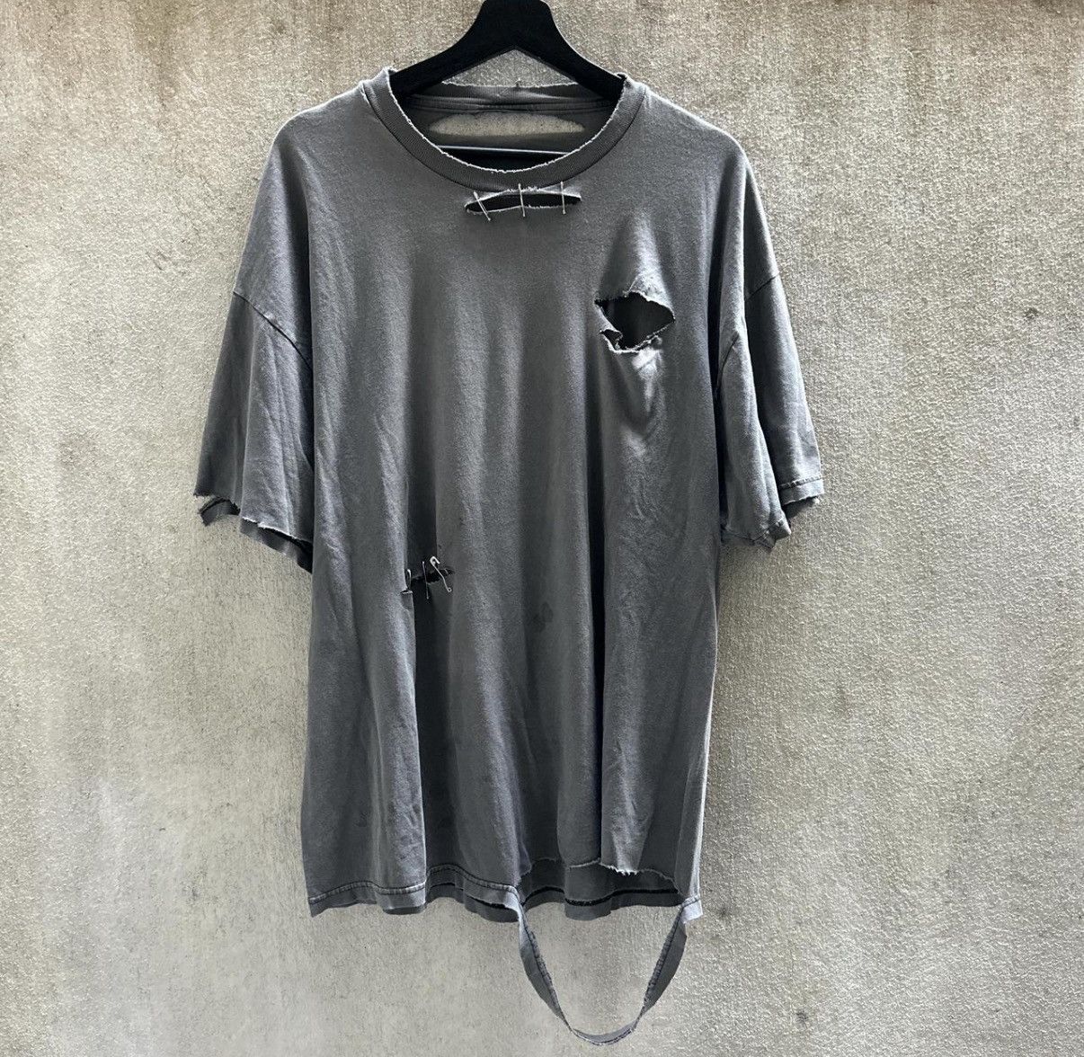 Vintage Thrashed vintage tee Size US XL / EU 56 / 4 - 1 Thumbnail