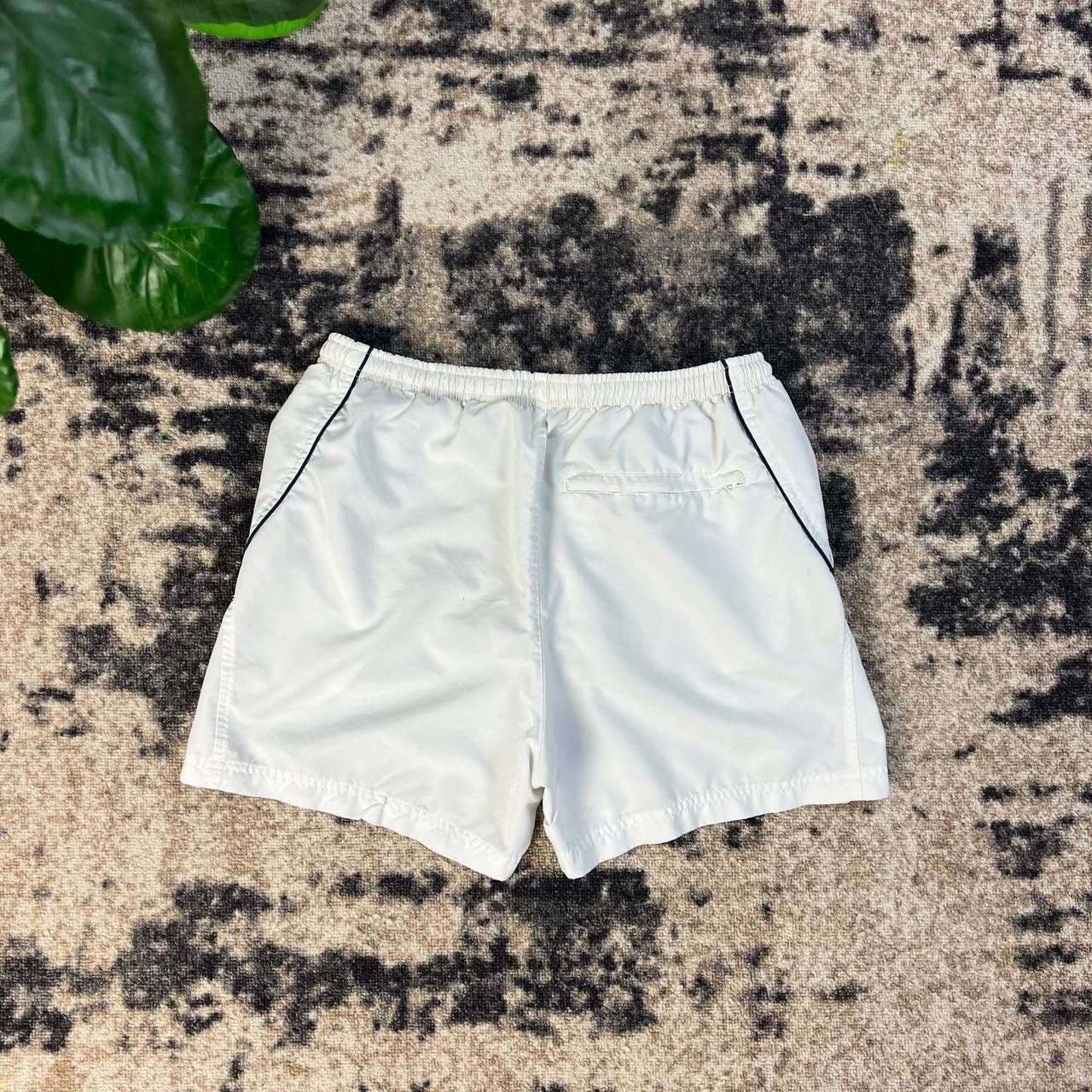 Nike Nike Swoosh Vintage Y2K Light Shorts Streetwear Style Size US 32 / EU 48 - 2 Thumbnail