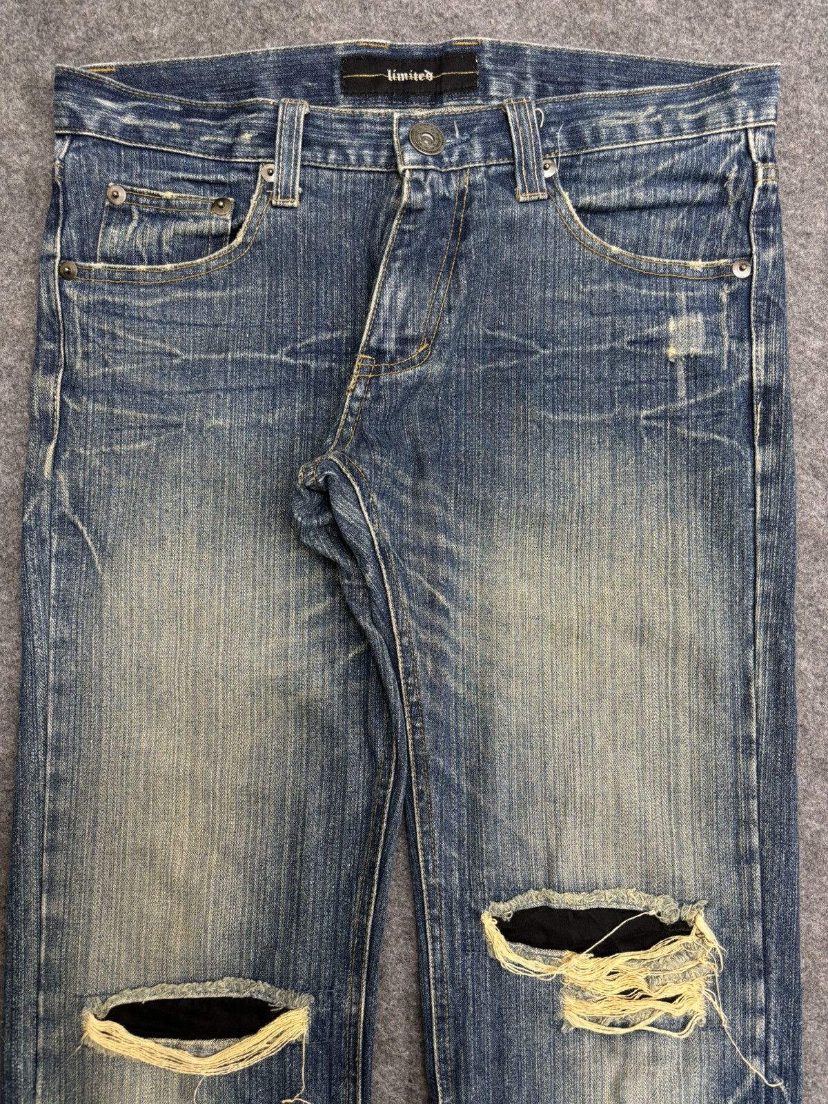 Japanese Brand 💥Insane Japan Style💥limited I💀Rock Distressed Denim F515 Size US 32 / EU 48 - 4 Thumbnail