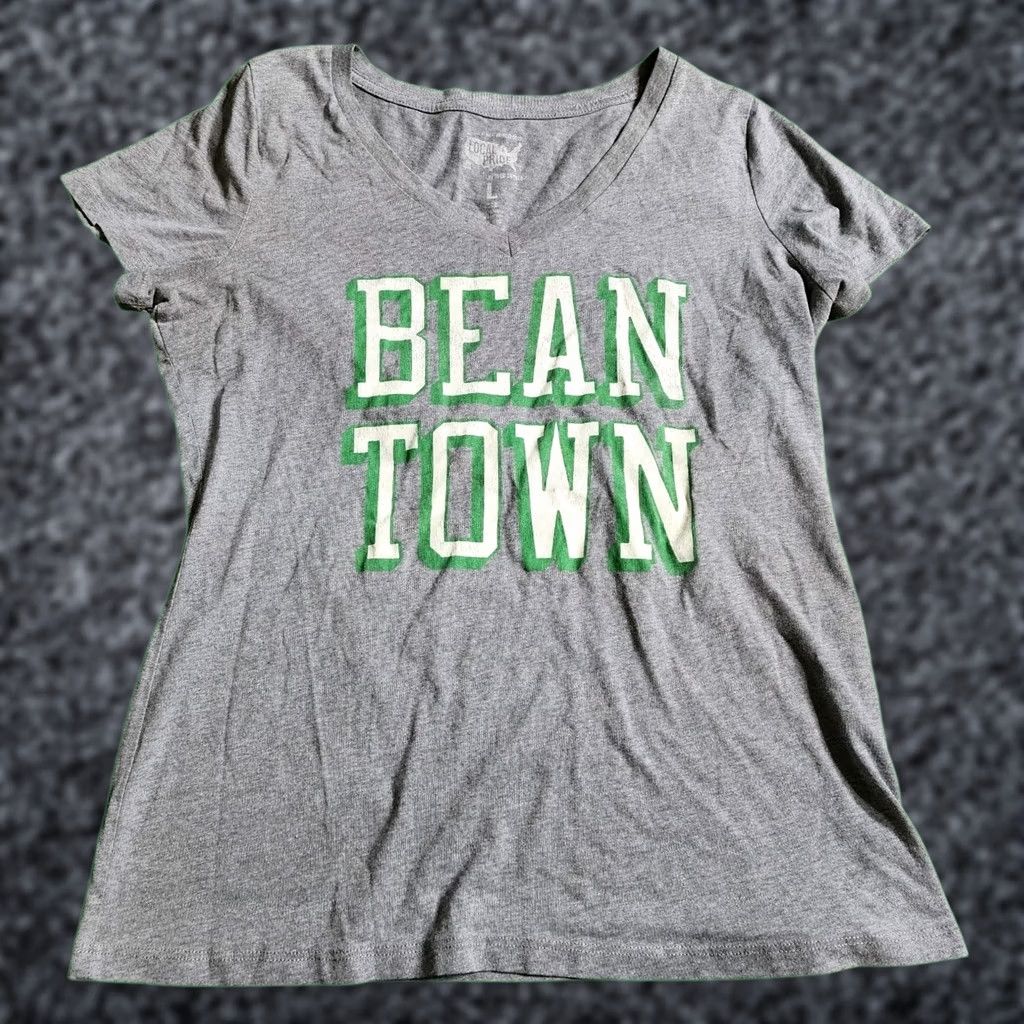 Todd Snyder Womens L Todd Snyder Bean Town Boston MA V-Neck T Shirt Size L / US 10 / IT 46 - 1 Thumbnail