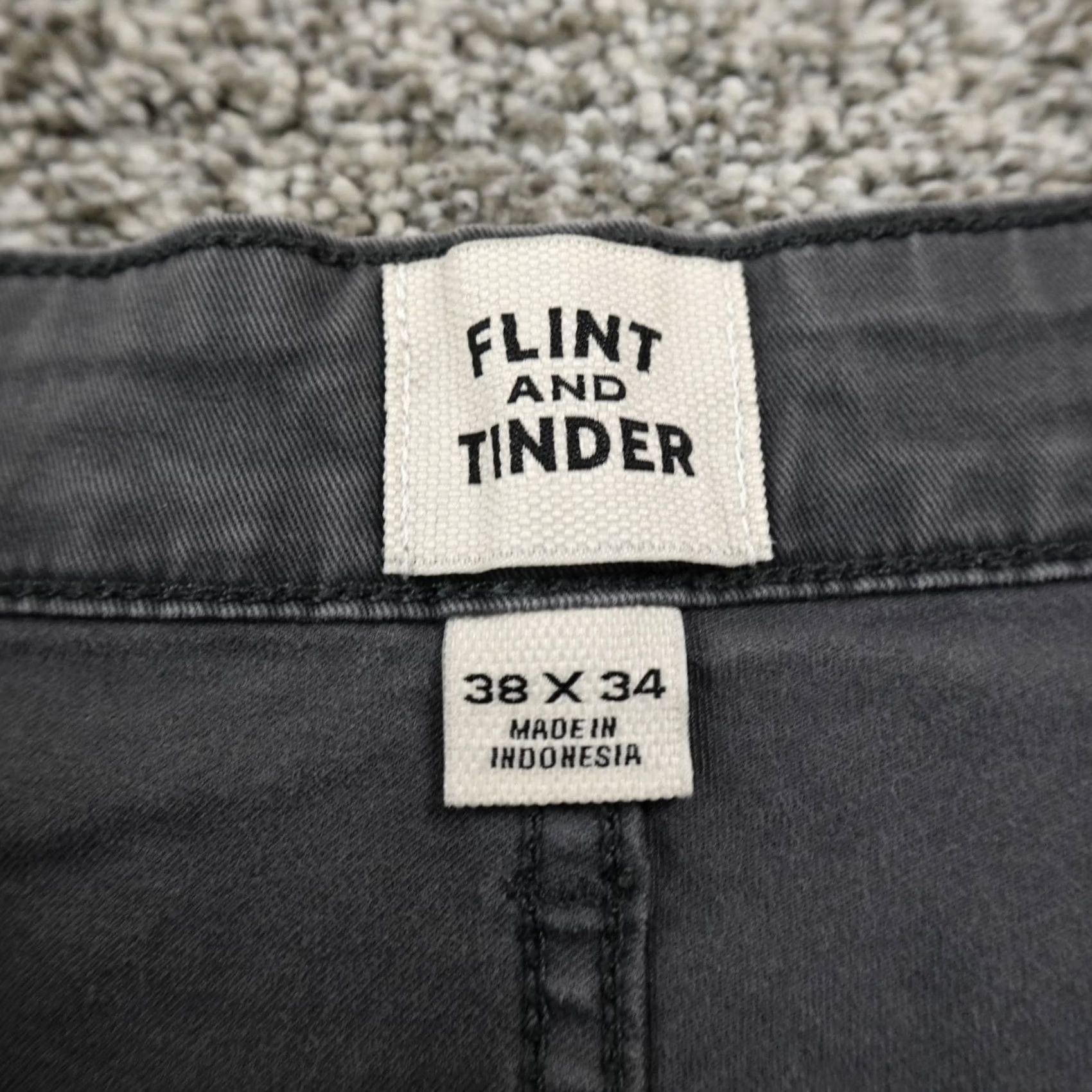 Flint And Tinder Flint And Tinder Pants Mens 38X34 Gray 5-Pocket Jean Straight Huckberry Pants Size US 38 / EU 54 - 7 Thumbnail