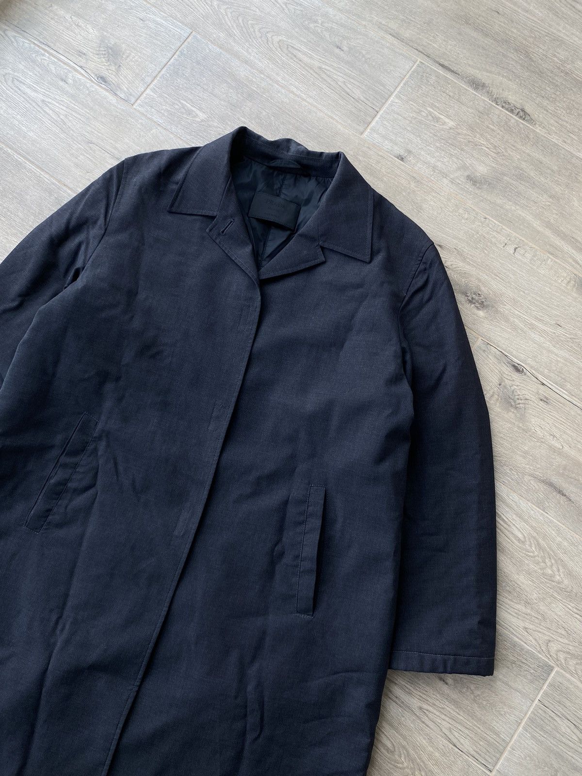Prada Prada luxury coat jacket Size M / US 6-8 / IT 42-44 - 4 Thumbnail