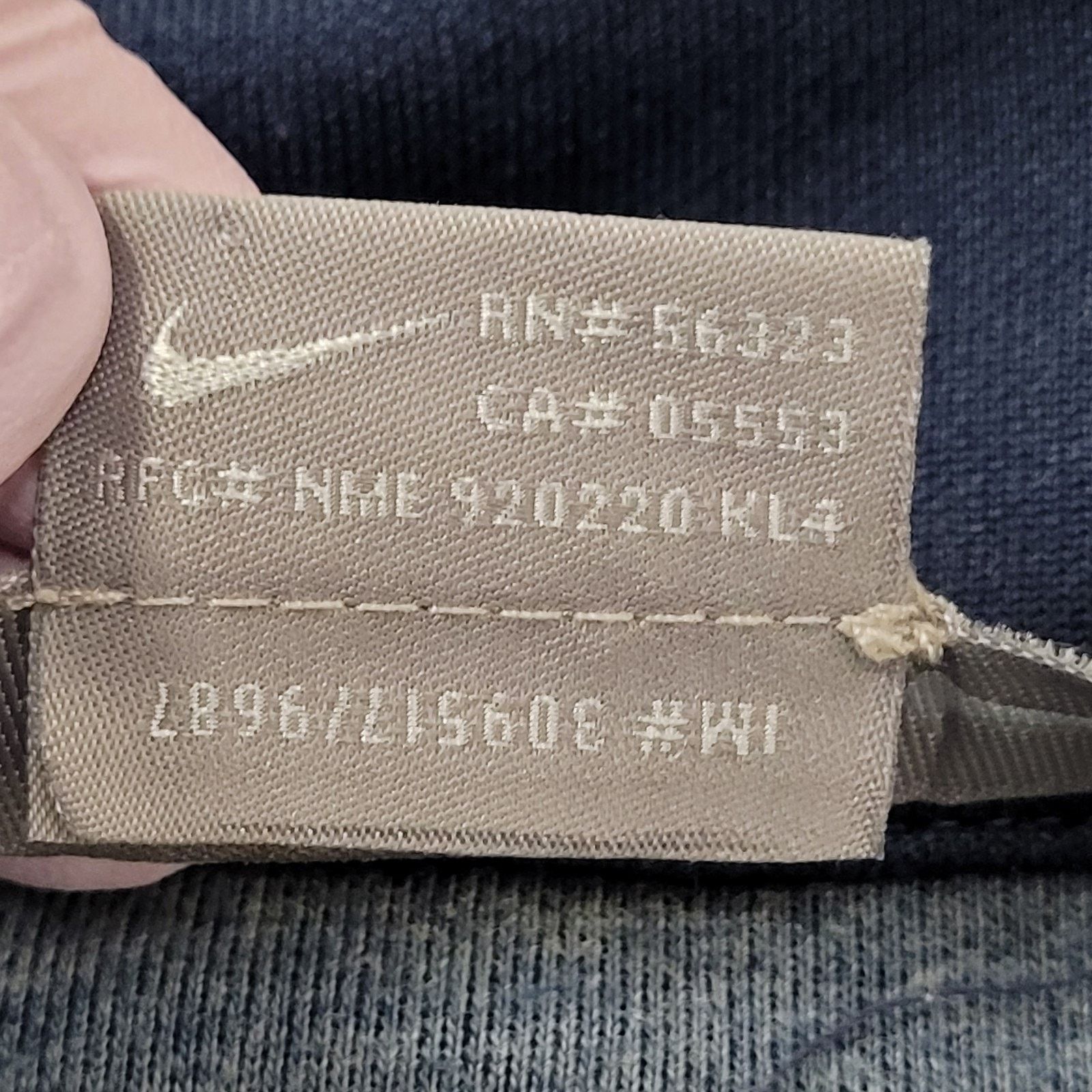 Nike Vintage Y2K NIKE Track Jacket XL Navy White Shoulder Stripe Size US XL / EU 56 / 4 - 12 Thumbnail