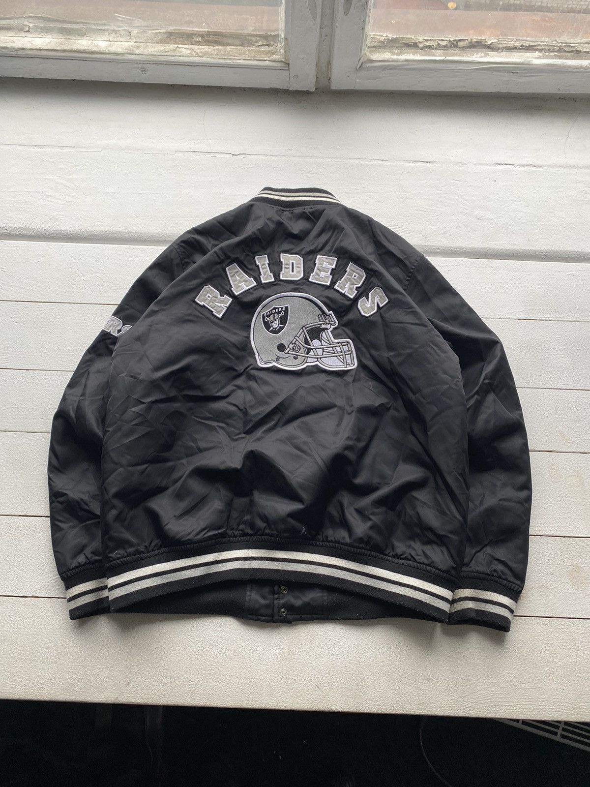 NFL 00s Oakland Raiders Team NFL Black Bomber Jacket Mens Large Size US L / EU 52-54 / 3 - 1 Thumbnail