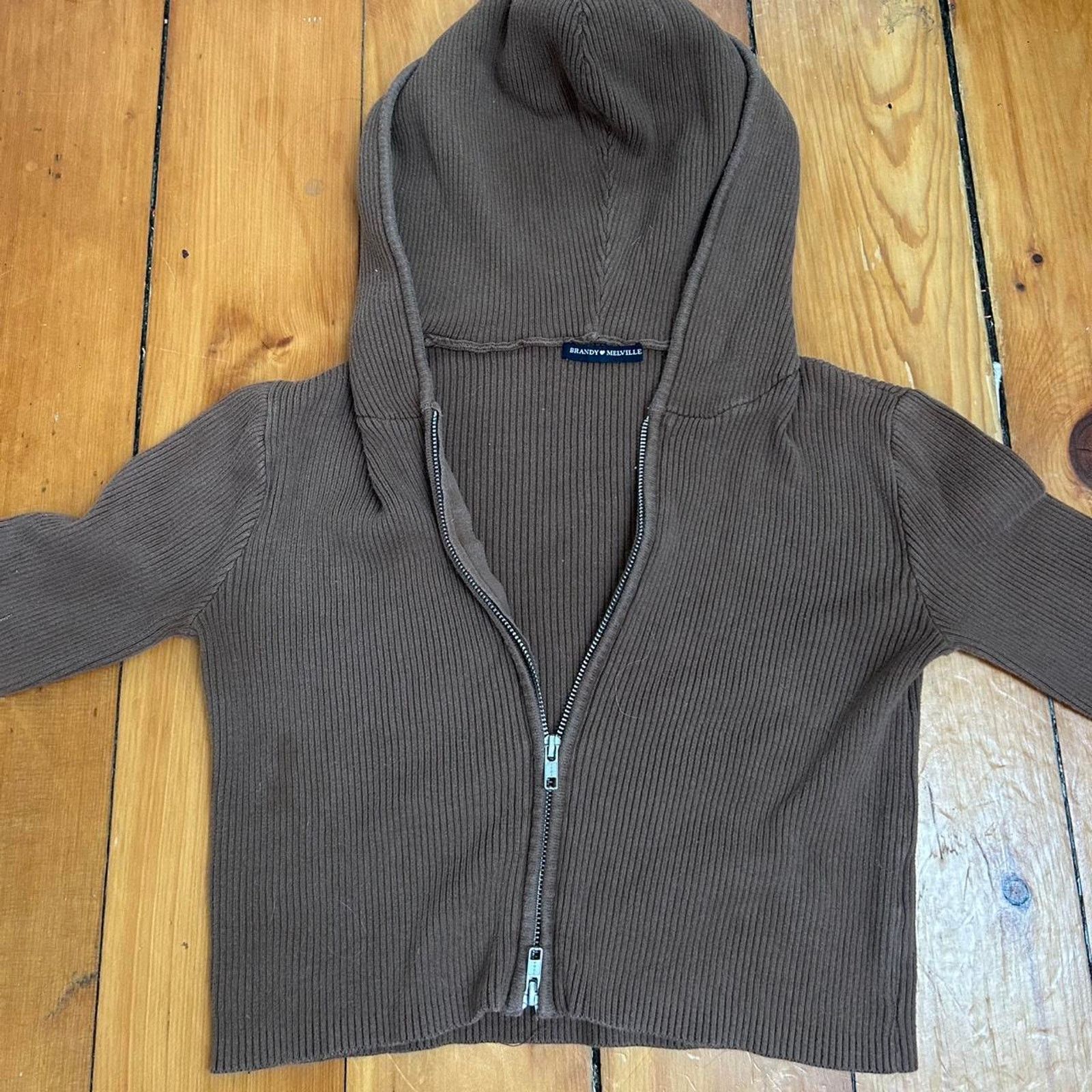 Brandy Melville Brown brandy melville cropped zip up Size XXS / US 00 / IT 34 - 1 Thumbnail