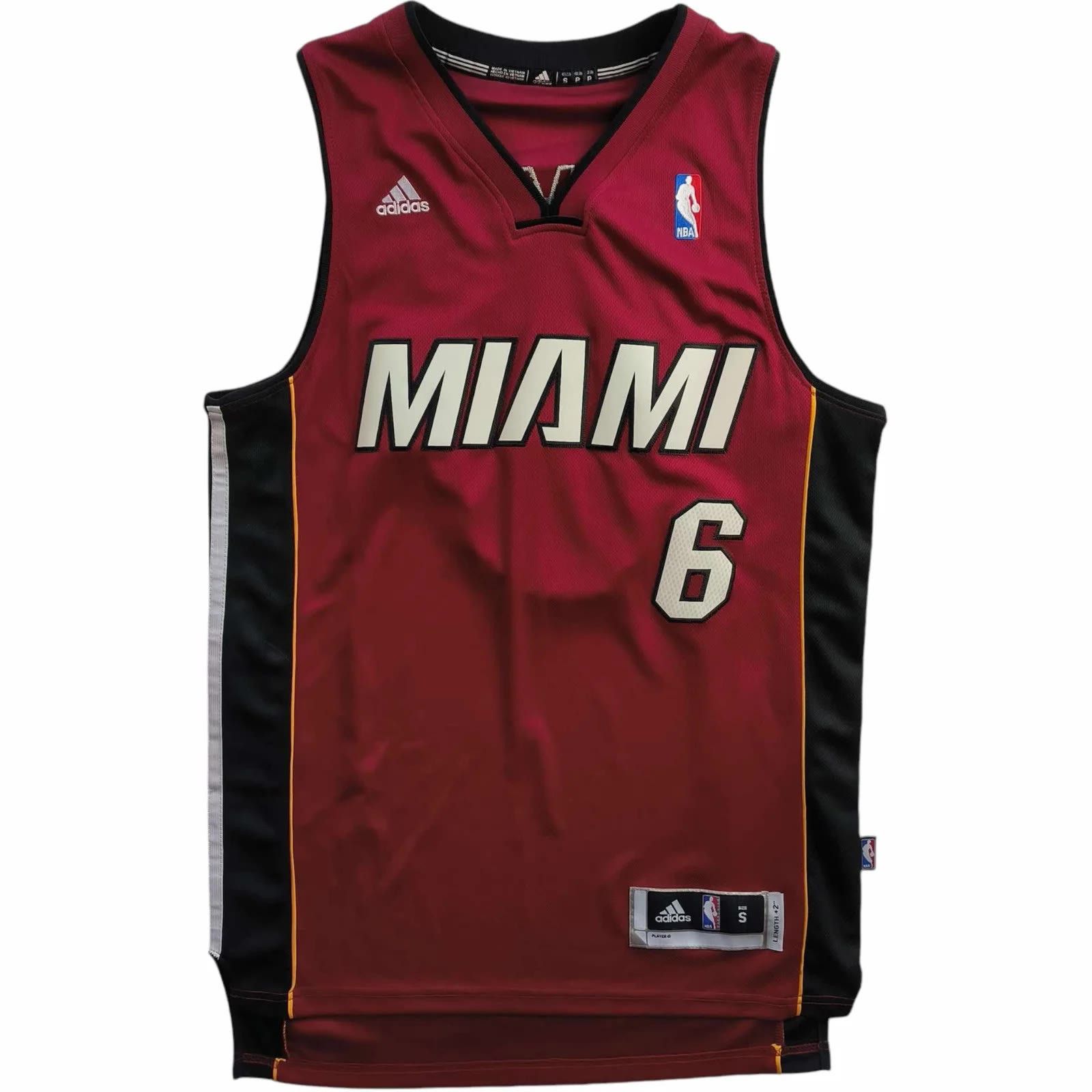 Adidas Miami Heat LeBron James Adidas Swingman alternate NBA jersey Size US S / EU 44-46 / 1 - 1 Thumbnail