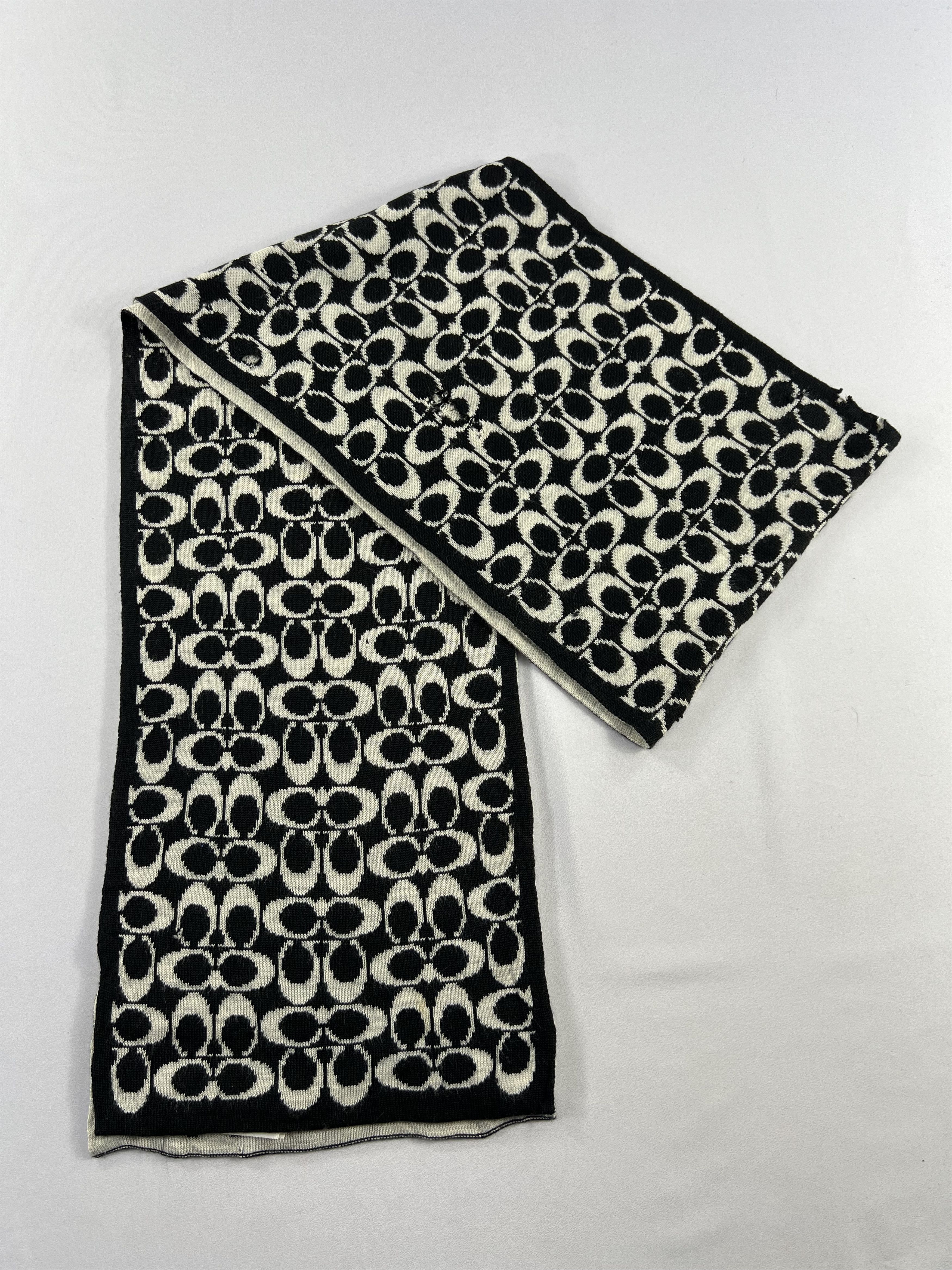 Coach Coach Monogram Distressed Scarf / Muffler / Neckwear P1061 Size ONE SIZE - 5 Thumbnail