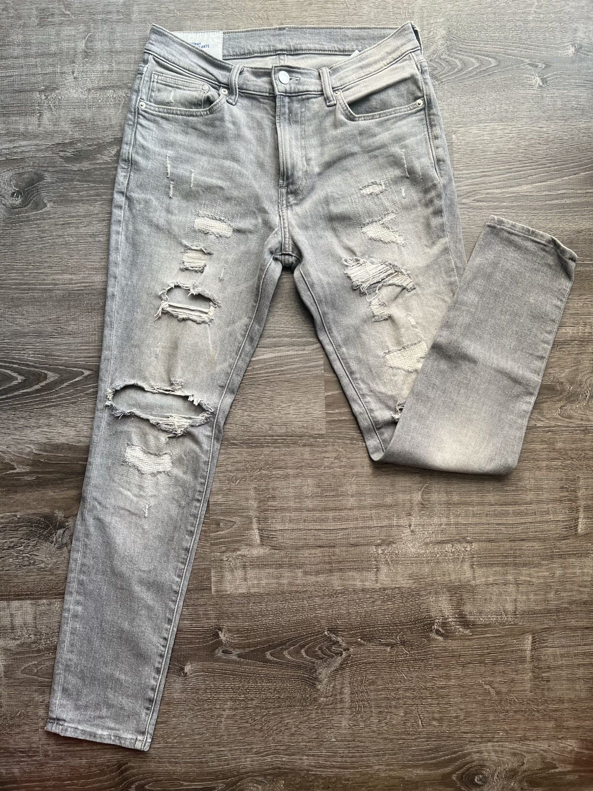 H&M H&M Skinny Distressed Denim Size US 32 / EU 48 - 2 Thumbnail