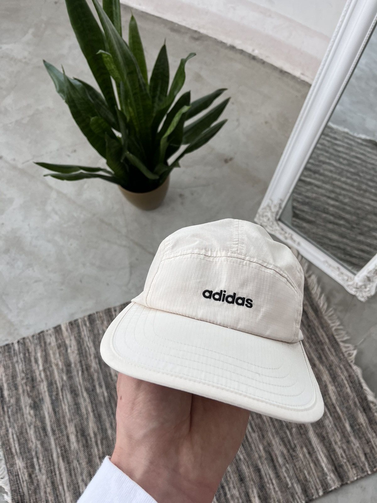Adidas × Vintage Adidas Five-Panel Nylon Cap Milky White Perfomance Vintage Size ONE SIZE - 4 Thumbnail