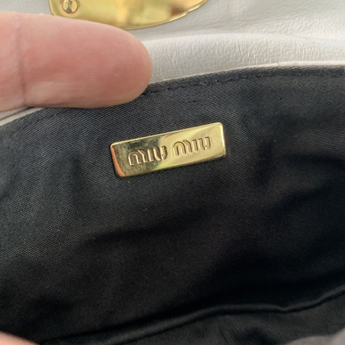 Miu Miu Miu Miu Small Card Coin Slingbag Rare Design Size ONE SIZE - 13 Thumbnail