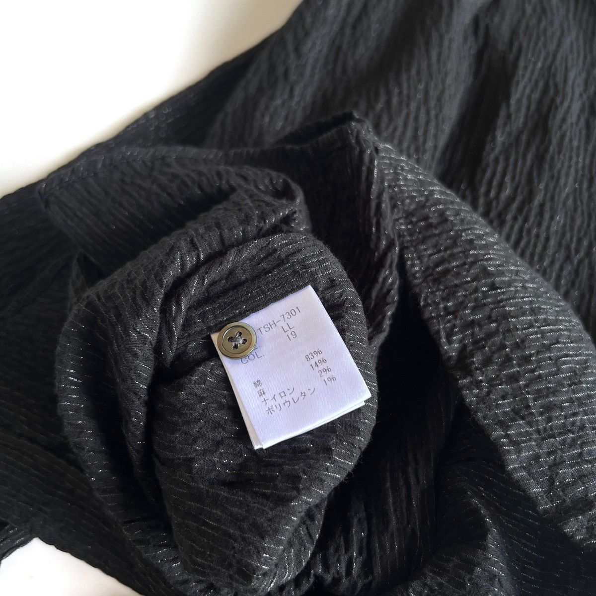 Japanese Brand Tornado mart black shirt Size US XL / EU 56 / 4 - 8 Thumbnail