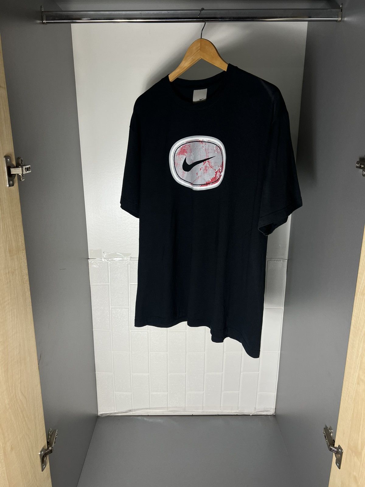 Nike VINTAGE NIKE BIG LOGO SWOOSH RETRO T-SHIRT DRILL Y2K 90s USA Size US XL / EU 56 / 4 - 11 Thumbnail