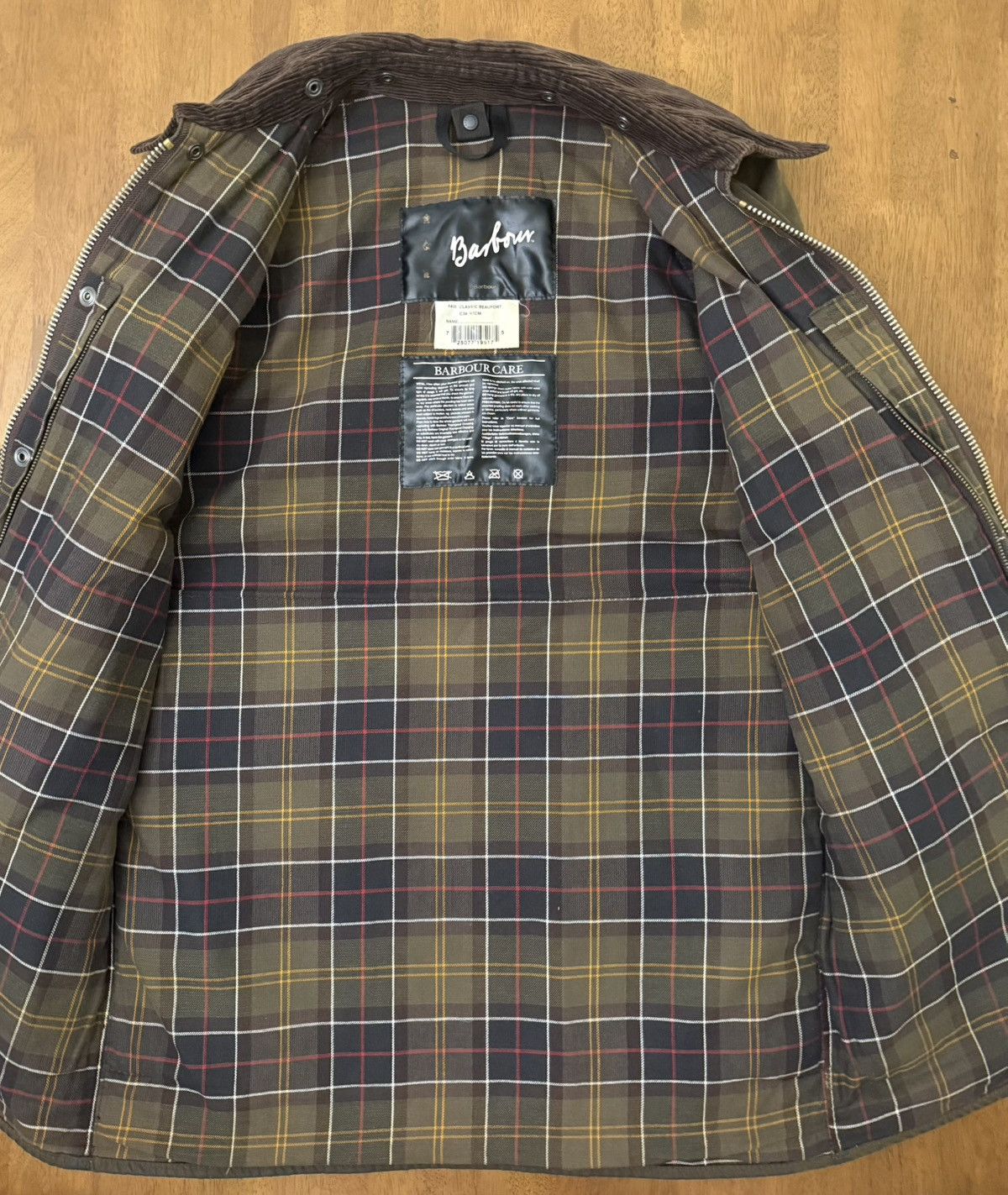 Barbour Barbour Classic Beaufort Olive C38 Made in England old Label Size US M / EU 48-50 / 2 - 5 Thumbnail