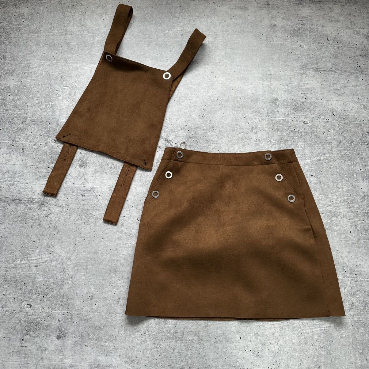 Miss Sixty Miss Sixty Y2K Suede Brown Mini Suspender Skirt Dress Size M Size 27" / US 4 / IT 40 - 16 Thumbnail