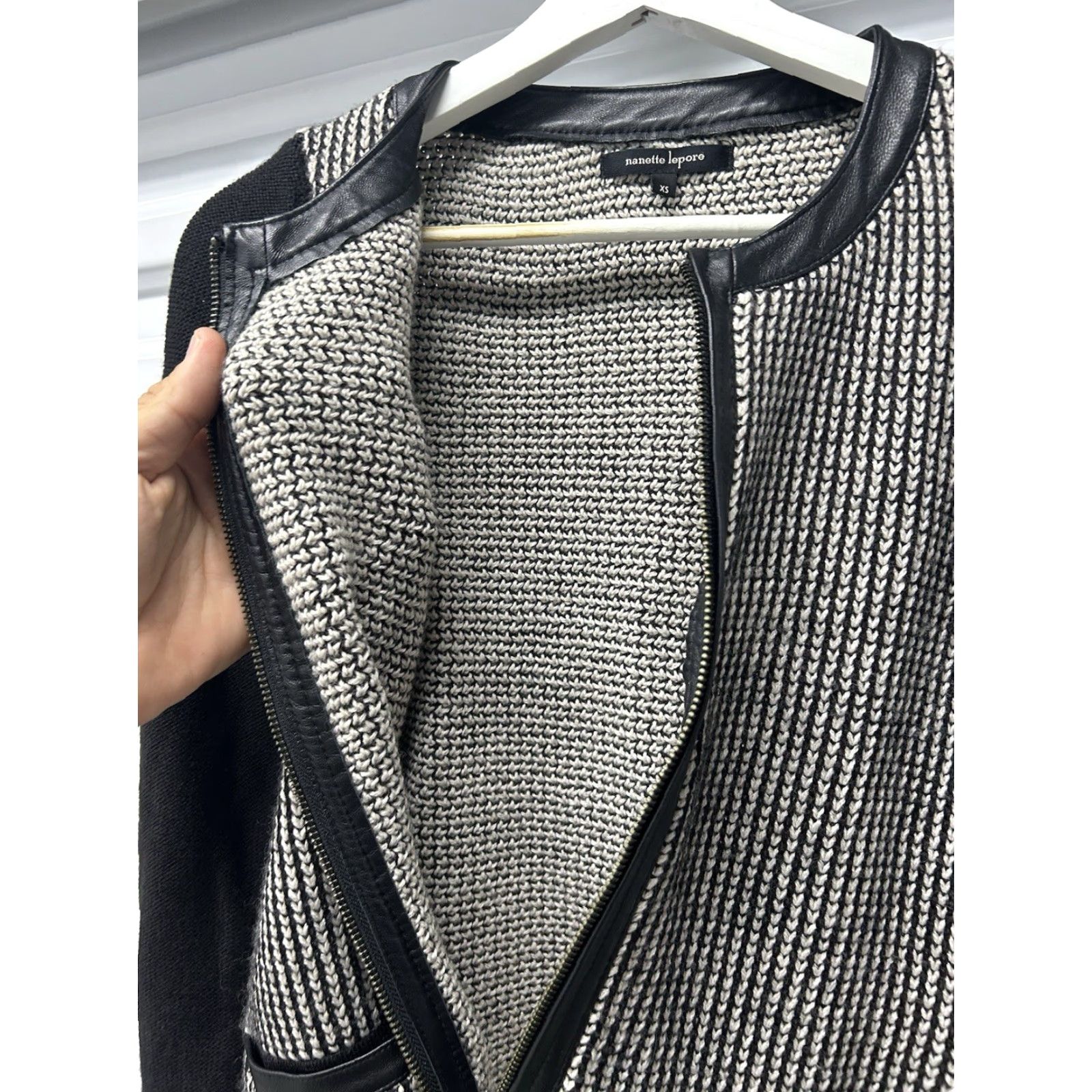 Nanette Lepore VINTAGE Women’s Nanette Lepore Gray Wool Knit Black Leather ZipUp Sweater Jacket XS Size XS / US 0-2 / IT 36-38 - 5 Thumbnail
