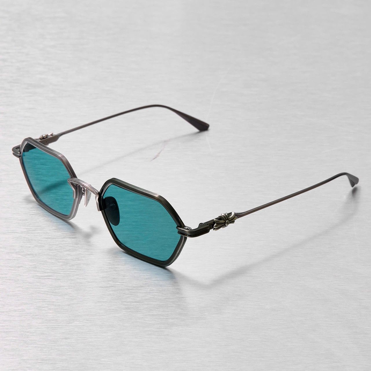 Chrome Hearts CHROME HEARTS DATASS PEWTER SUNGLASSES Size ONE SIZE - 2 Thumbnail