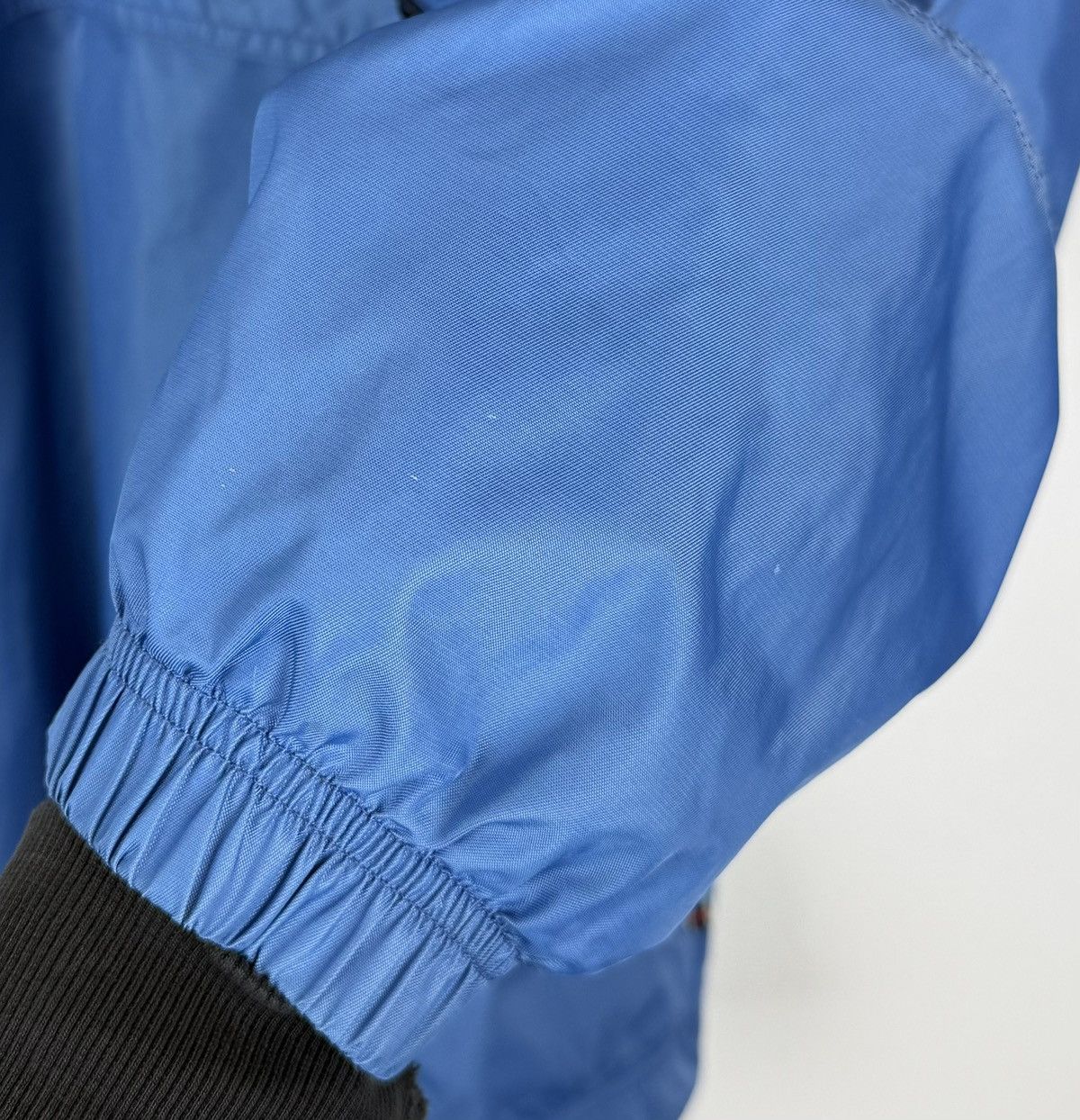 Nike Vintage Nike Anorak 1/2 Zip Jacket Blue Hooded Swoosh Nylon Size US M / EU 48-50 / 2 - 13 Thumbnail