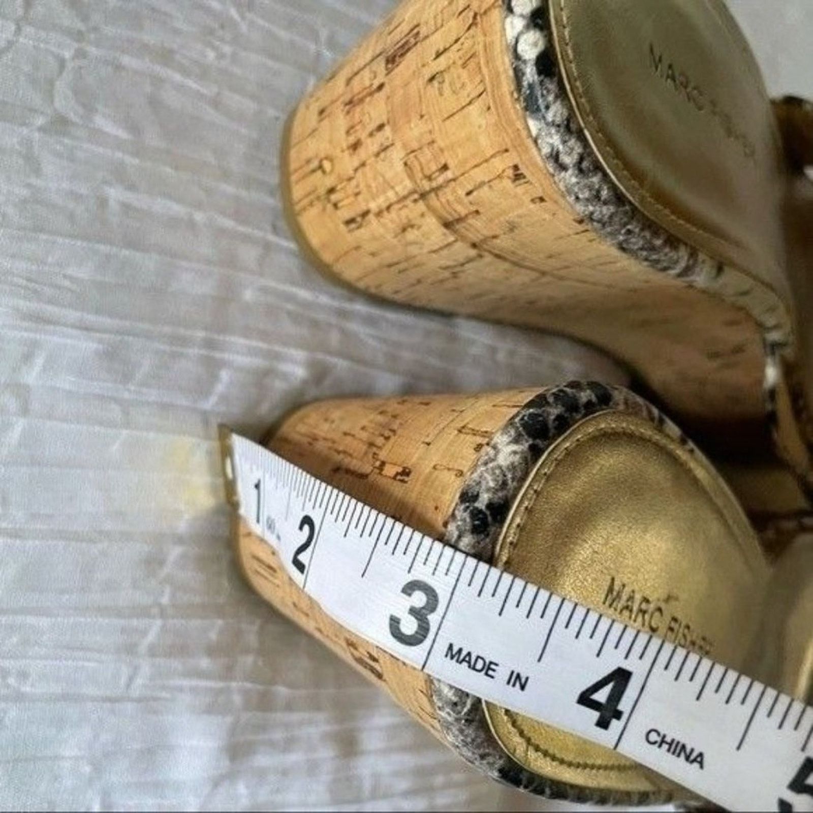 Marc Fisher Marc Fisher Womens Sandal Snakeskin Cork 9.5 Size US 9.5 / IT 39.5 - 6 Thumbnail
