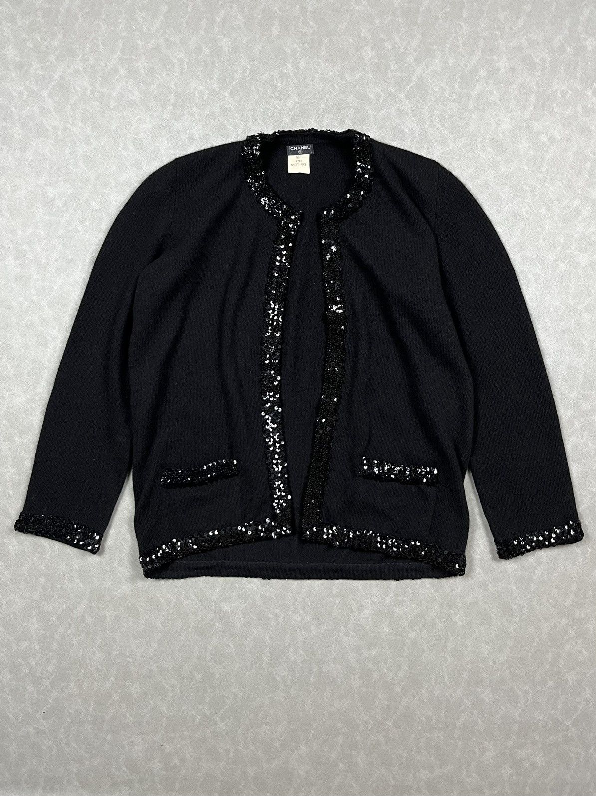 Chanel 80s Chanel cardigan cashmere knit Size M / US 6-8 / IT 42-44 - 1 Thumbnail