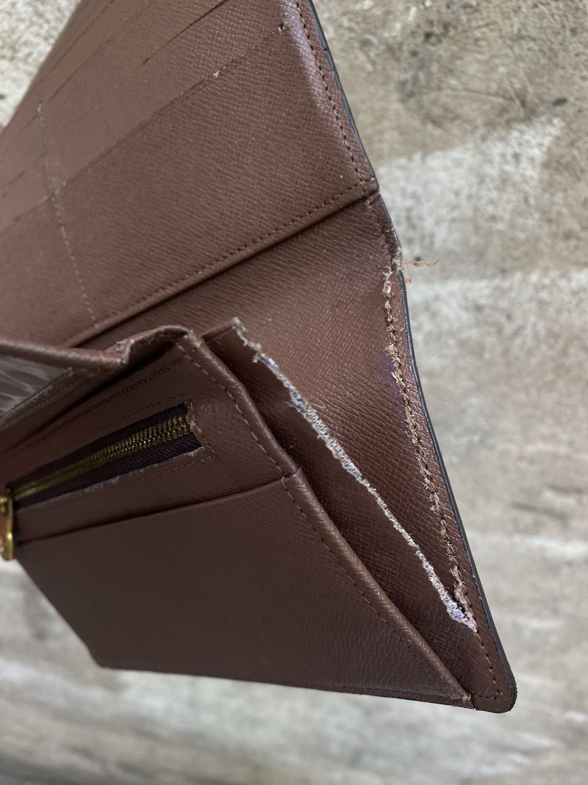 Louis Vuitton Louis Vuitton Wallet Size ONE SIZE - 11 Thumbnail