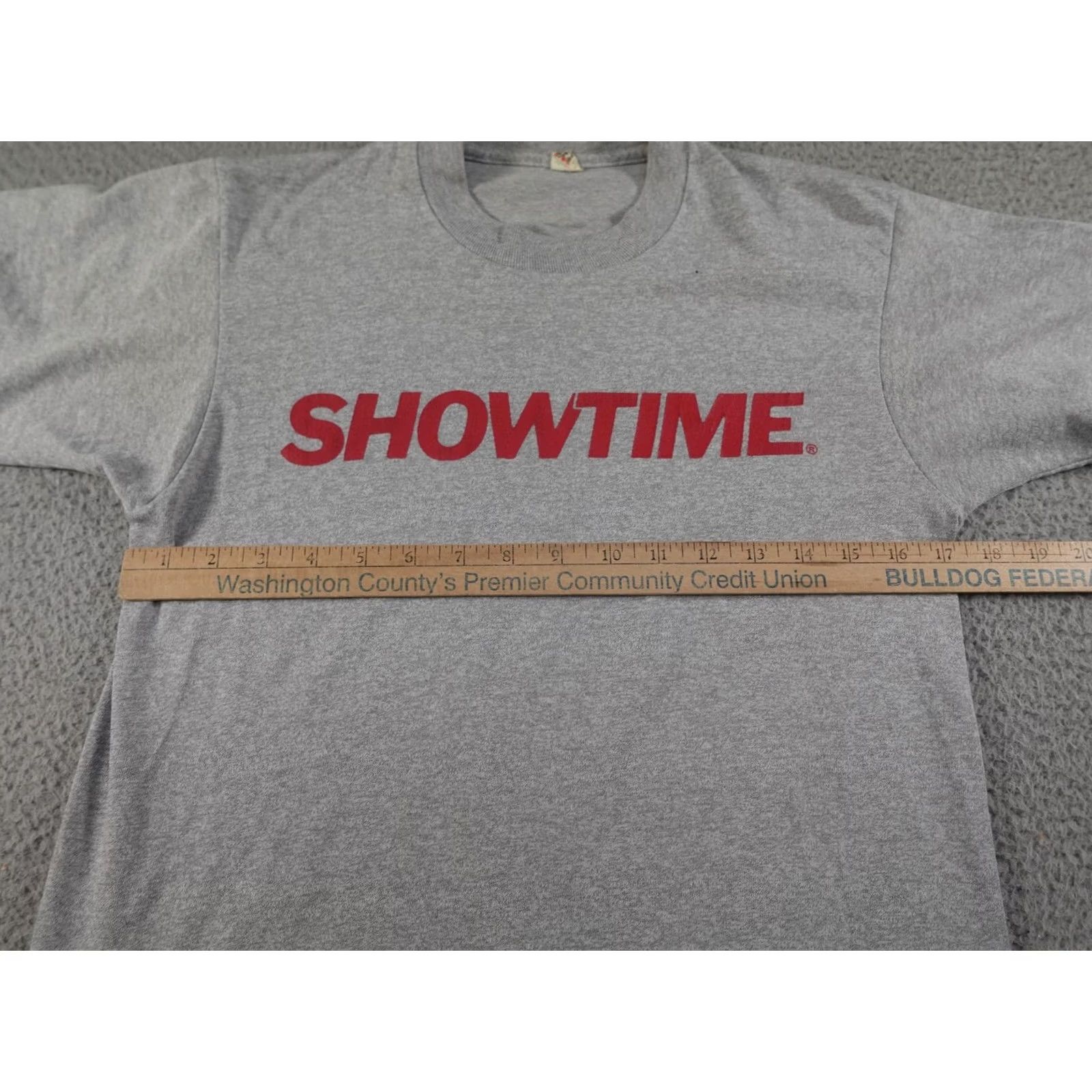 Logo 7 VINTAGE Showtime Shirt Mens M Gray TV Network Logo Single Stitch Movies 80s Size US M / EU 48-50 / 2 - 4 Thumbnail