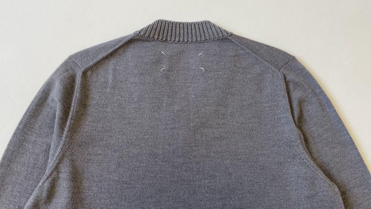 Maison Margiela A/W 11 Gray Wool V Neck Sweater Size US L / EU 52-54 / 3 - 12 Thumbnail