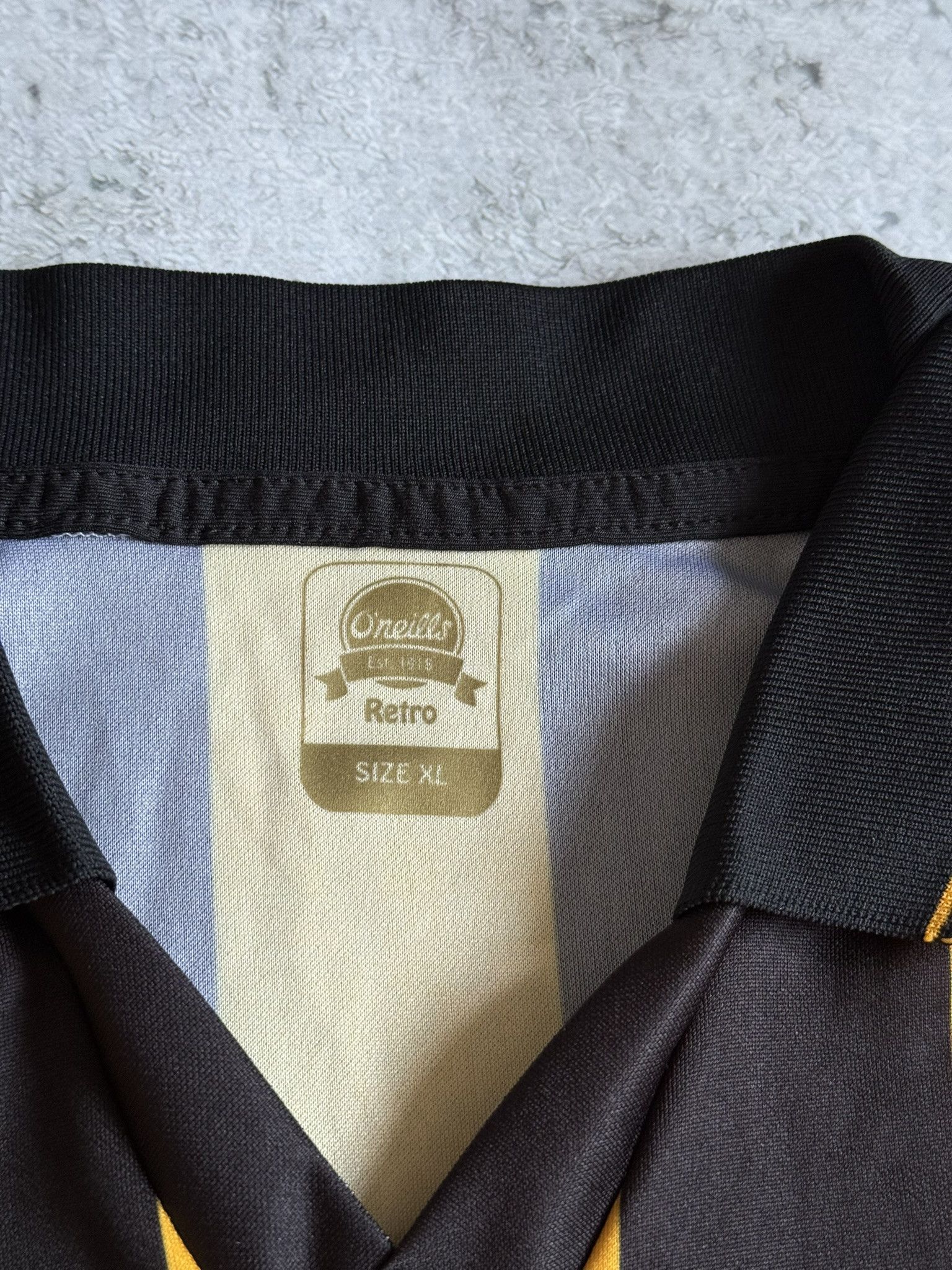 O'Neills Kilkenny Jersey 1992 GAA O'neills Gaelic Shirt Hurling XL Size US XL / EU 56 / 4 - 3 Thumbnail