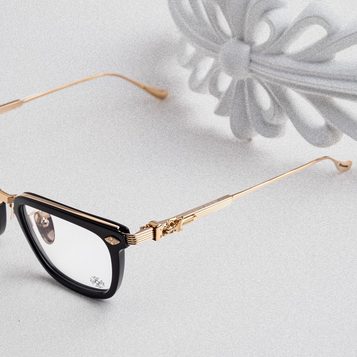 Chrome Hearts CHROME HEARTS OVERPOKED BLACK-PLASTIC / GOLD PLATED GLASSES Size ONE SIZE - 3 Thumbnail