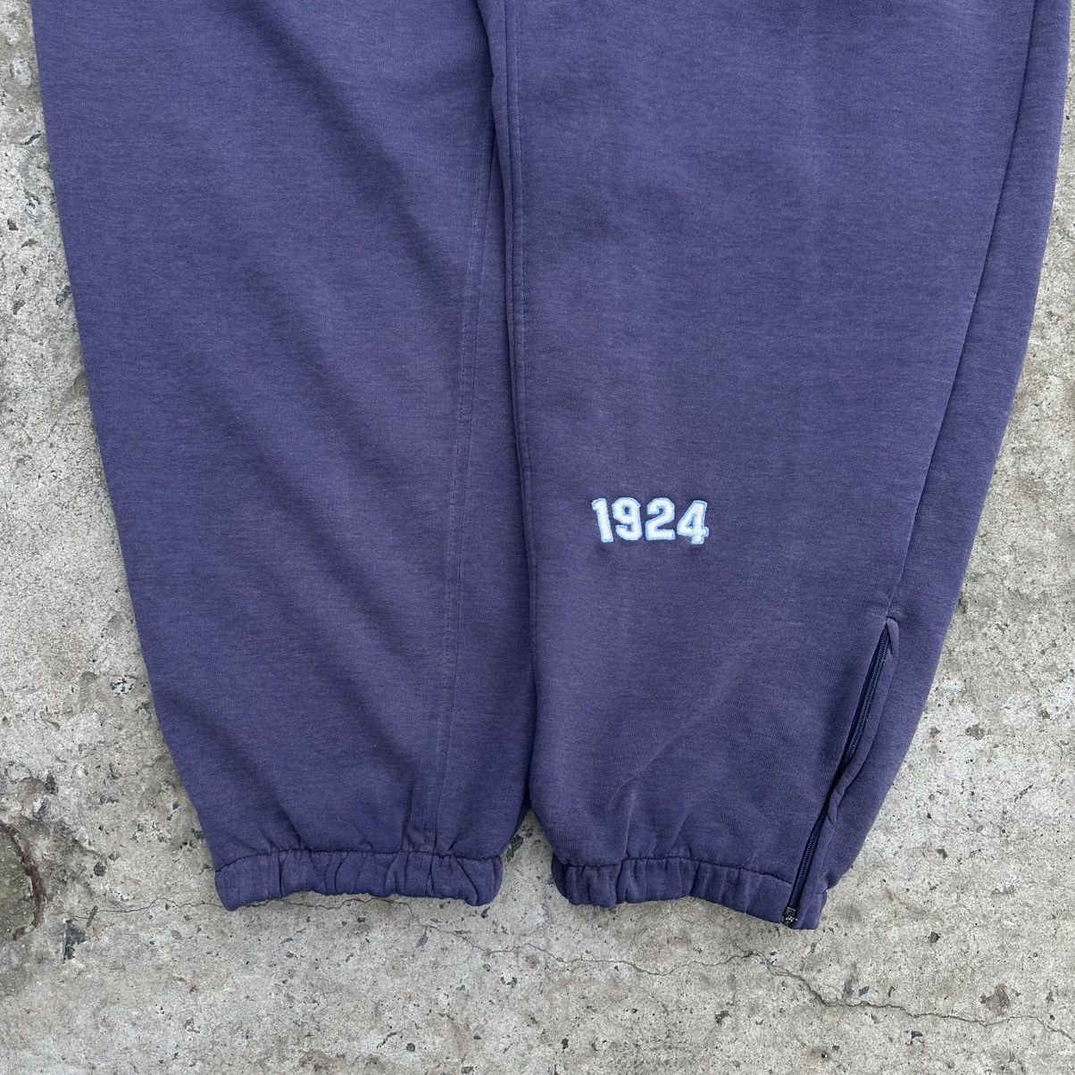Umbro Vintage Umbro Joggers Small Logo Trashed Size L Y2K 90s USA Size US 36 / EU 52 - 14 Thumbnail