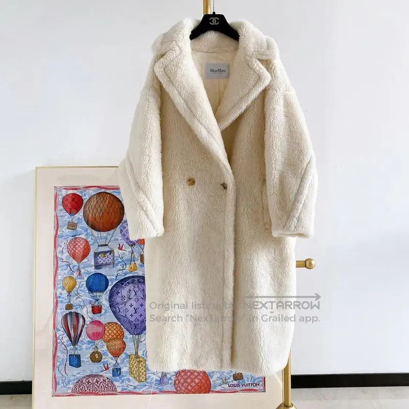 Max Mara MaxMara Winter White Alpaca Long Coat . Size M / US 6-8 / IT 42-44 - 1 Thumbnail