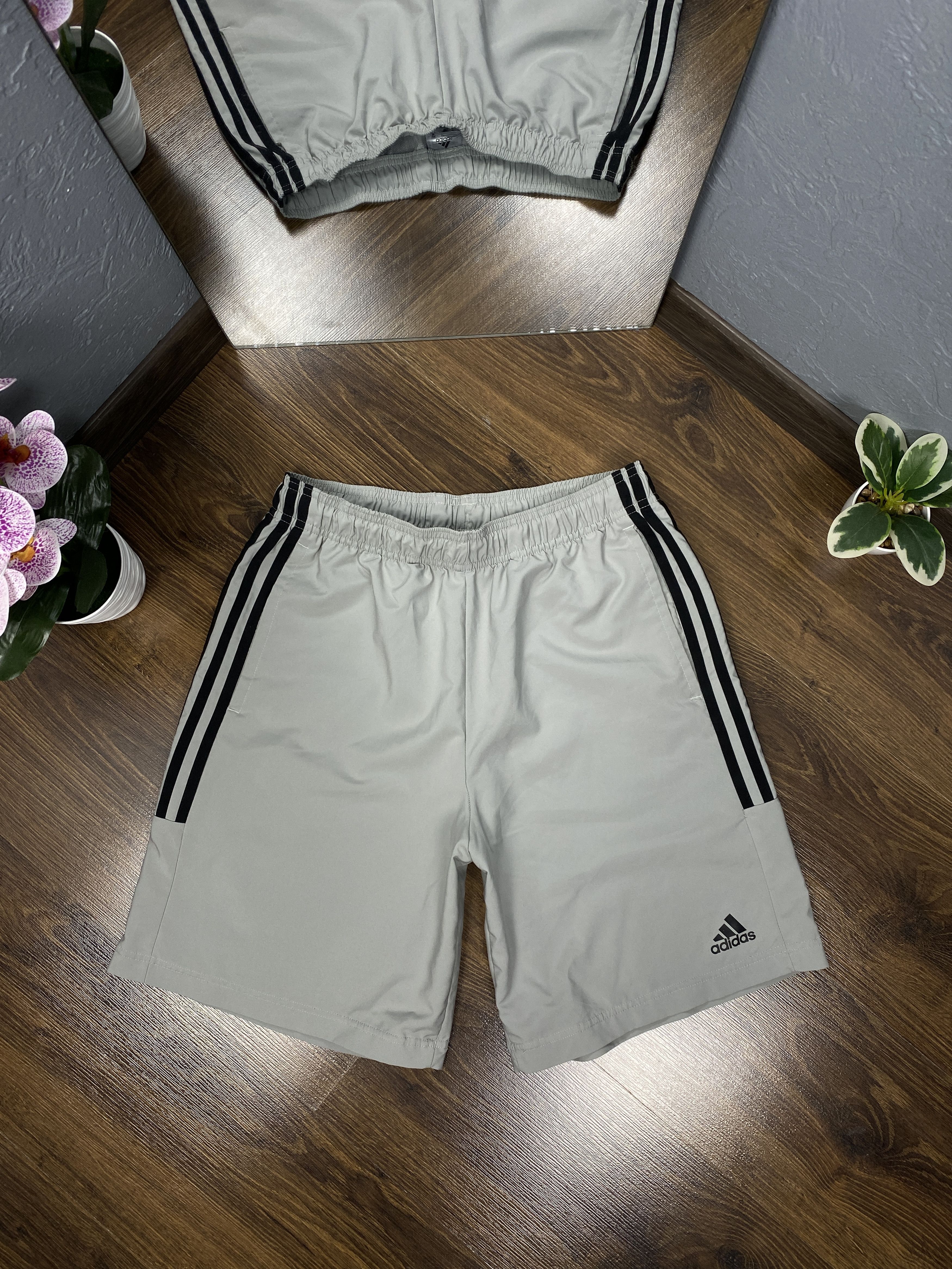 Adidas Adidas Mens Shorts y2k Size US 32 / EU 48 - 1 Thumbnail