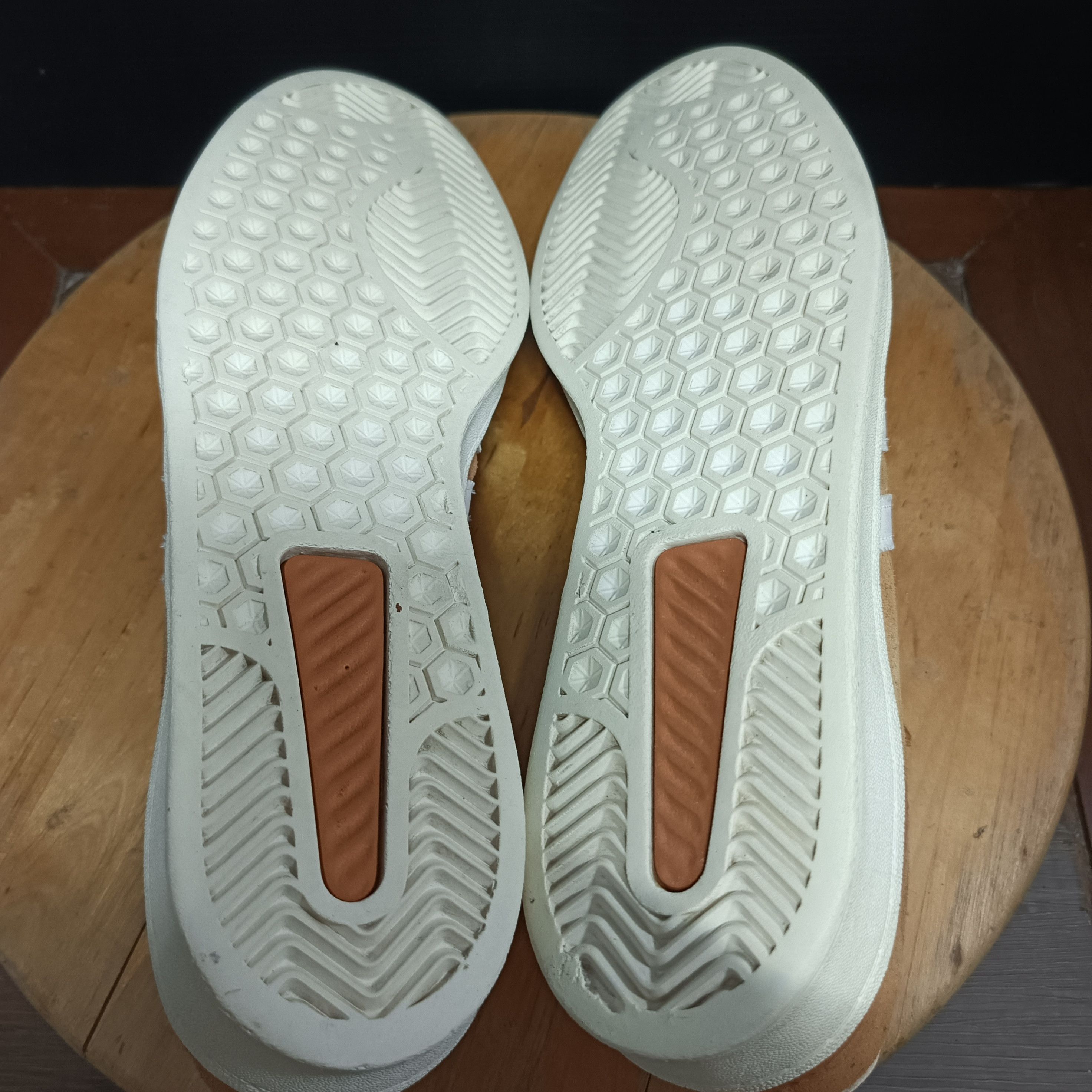 Adidas Adidas Campus ADV ‎Tech Copper Size 11 Pre-Owned Authentic Size US 11 / EU 44 - 6 Thumbnail