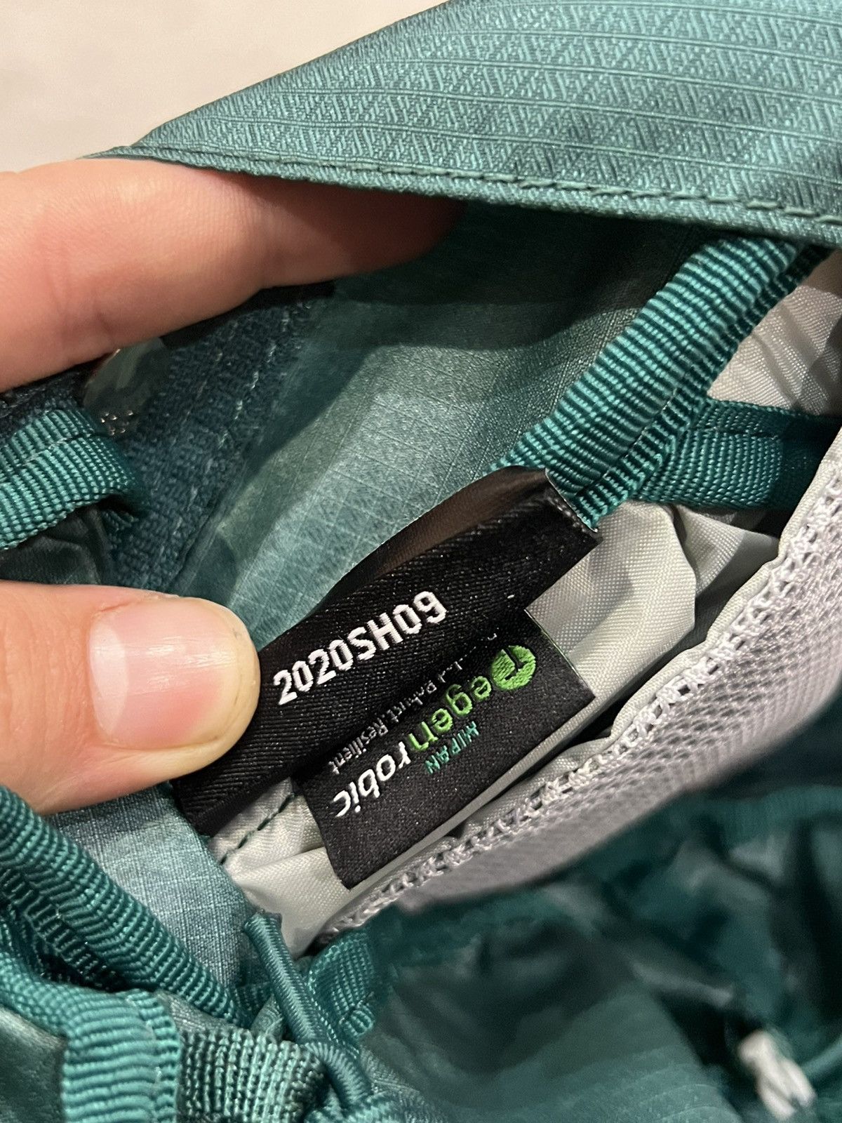 Osprey Osprey Tempest 9 Jasper Green (With Tags) Size ONE SIZE - 16 Thumbnail