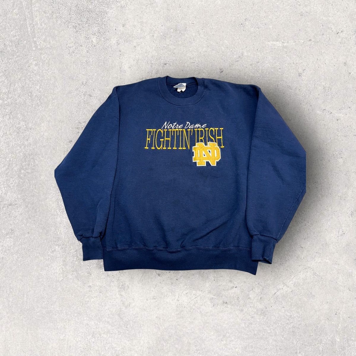 NCAA × The Game × Vintage Vintage Notre Dame Fighting Irish sweatshirt Size US XL / EU 56 / 4 - 1 Thumbnail