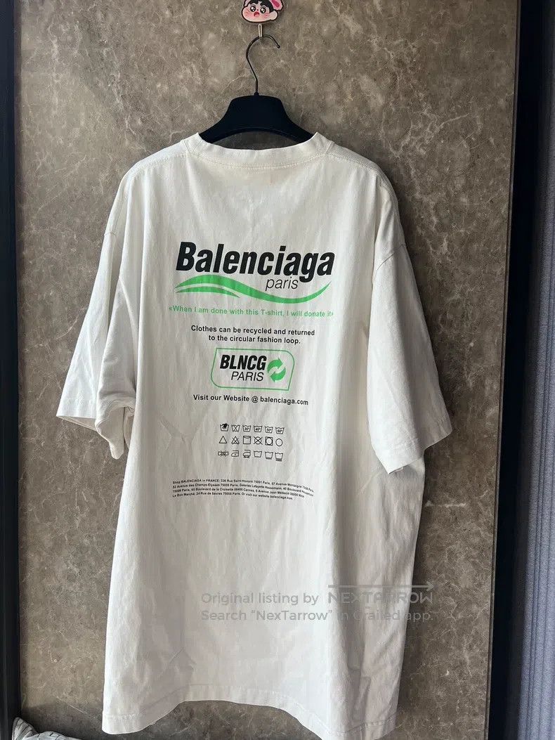 Balenciaga Balenciaga Eco-Friendly Coke Short Sleeve XS Size US XS / EU 42 / 0 - 2 Thumbnail