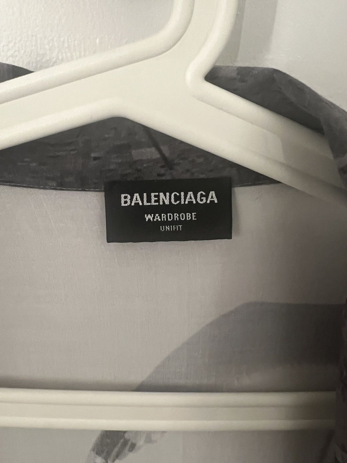 Balenciaga Balenciaga Wardrobe Unifit Graphic Shirt XXS Size XXS / US 00 / IT 34 - 4 Thumbnail