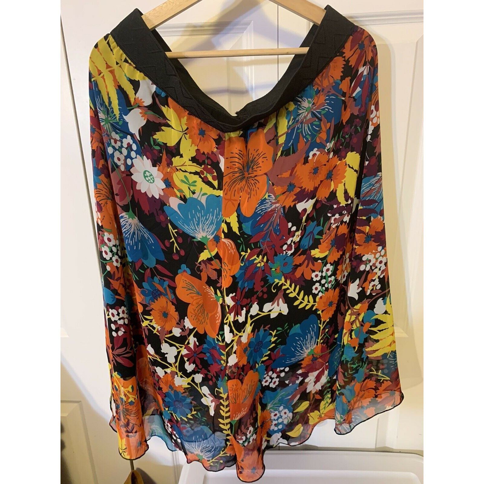 Other LulaRoe Woman’s Sz 2xL Skirt Lola Skirt Floral NWT lularoe Size 42" / US 20 - 5 Thumbnail