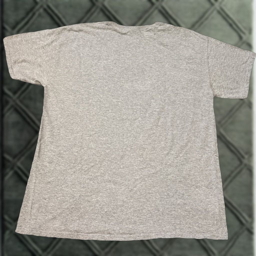 Gildan VINTAGE U.S. Army T-Shirt Paratroops Camp Toccoa Georgia Large Gray Gildan Mens Regular L Size US L / EU 52-54 / 3 - 1 Thumbnail