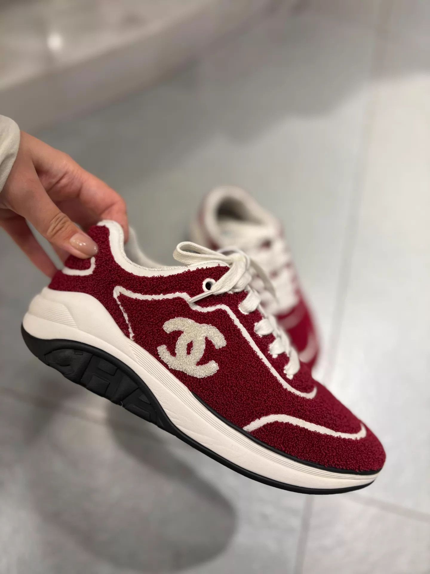 Chanel Chanel Red CC Platform Sneaker 36.5 99 New Size US 6 / IT 36 - 2 Thumbnail