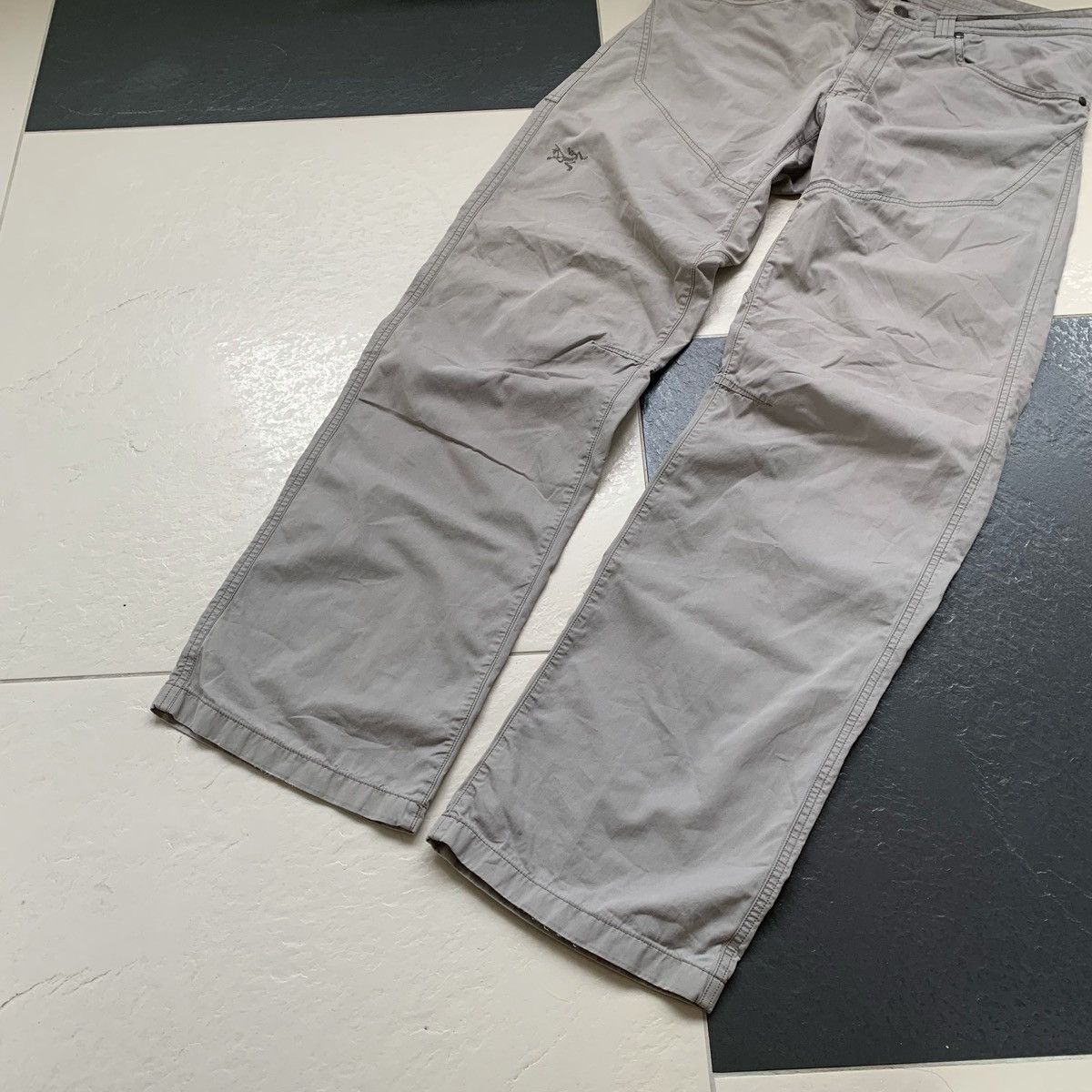 Arc'teryx Arcteryx Size US 34 / EU 50 - 6 Thumbnail